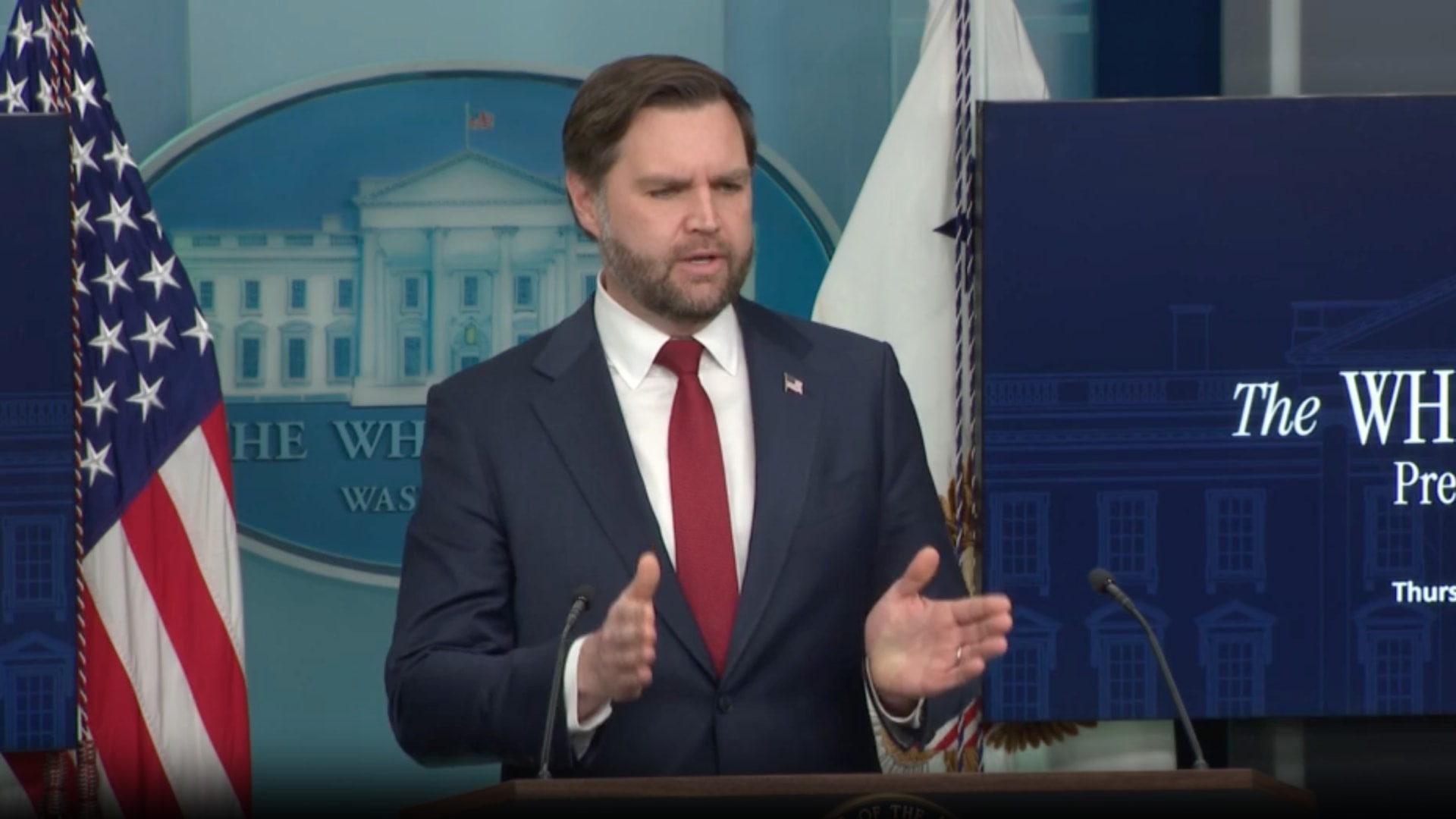 فانس عن مقتل امرأة برصاص ضباط الهجرة: مأساة من صنعها