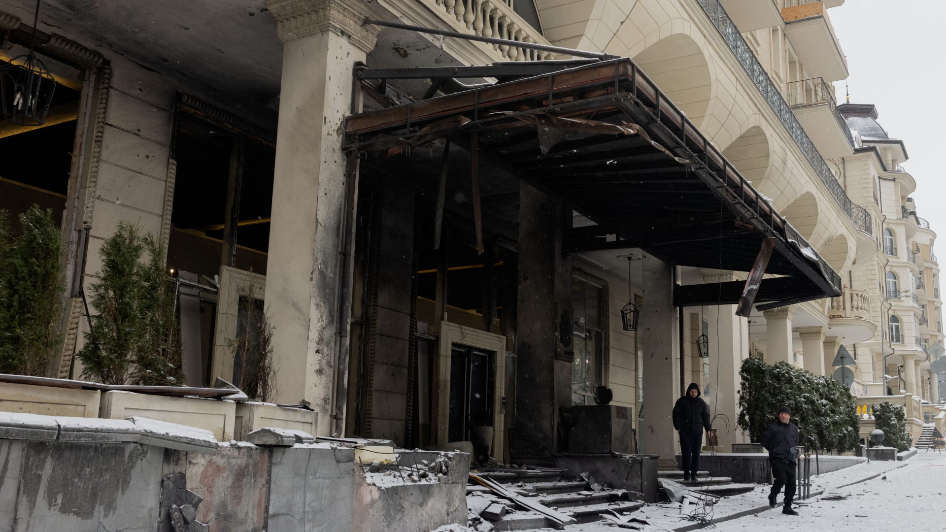 تضرر سفارة قطر في كييف بقصف.. توضيح روسي وتعليق قطري واتهام أوكراني