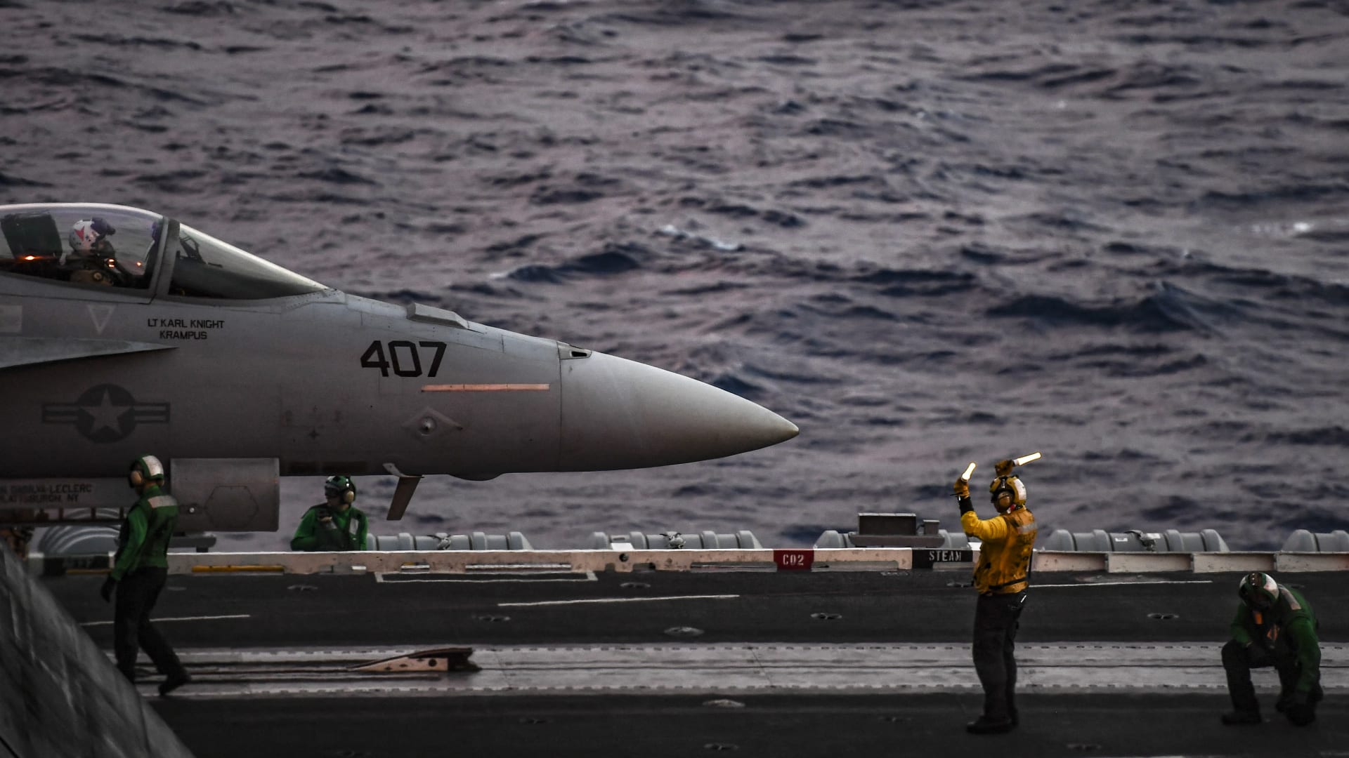 ردًا على "هجوم تدمر.." أمريكا تشن غارات جوية ضد "داعش" في سوريا