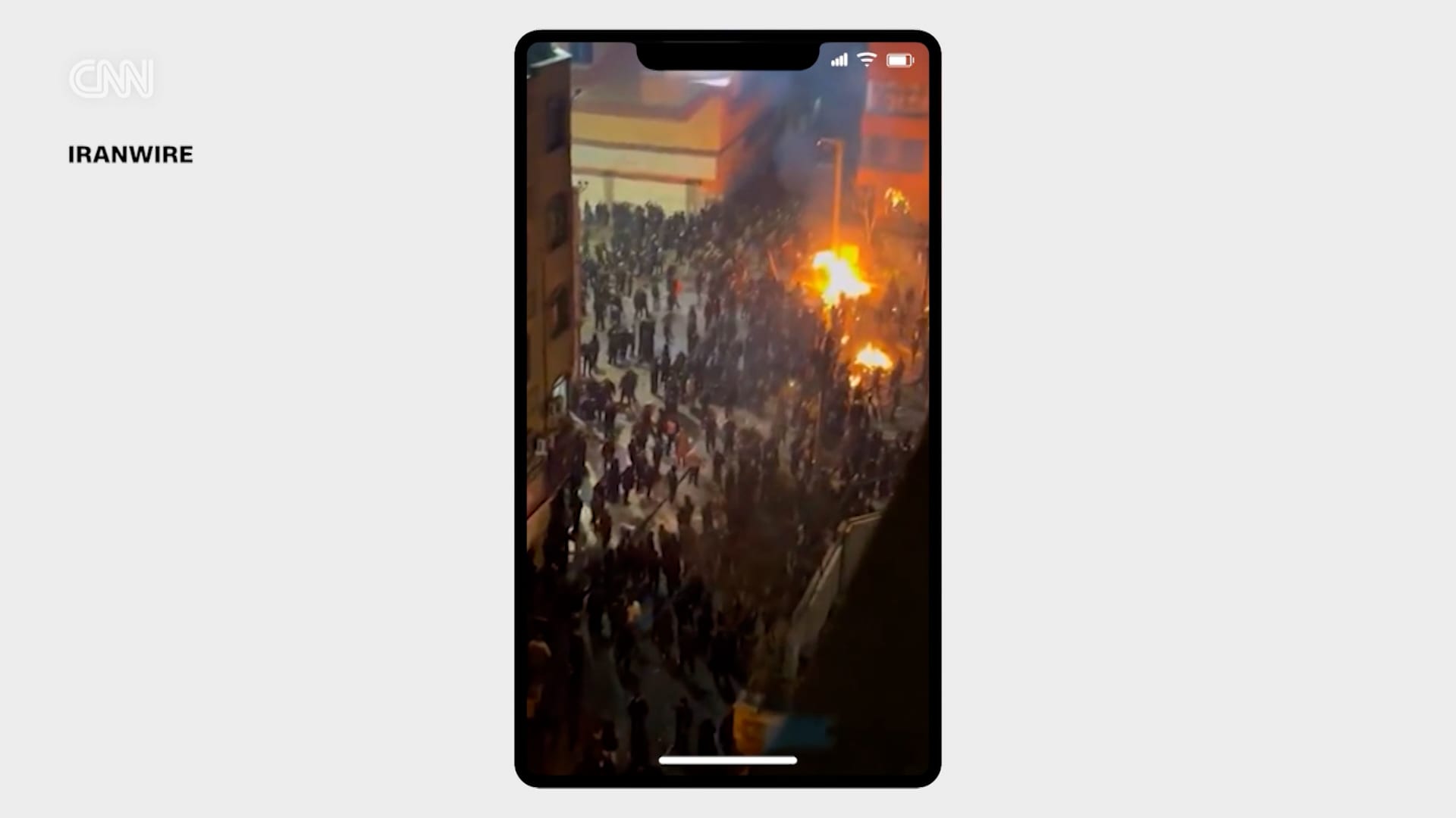 روايات مروعة من إيران.. أطفال بين الضحايا في حملة القمع ضد المتظاهرين