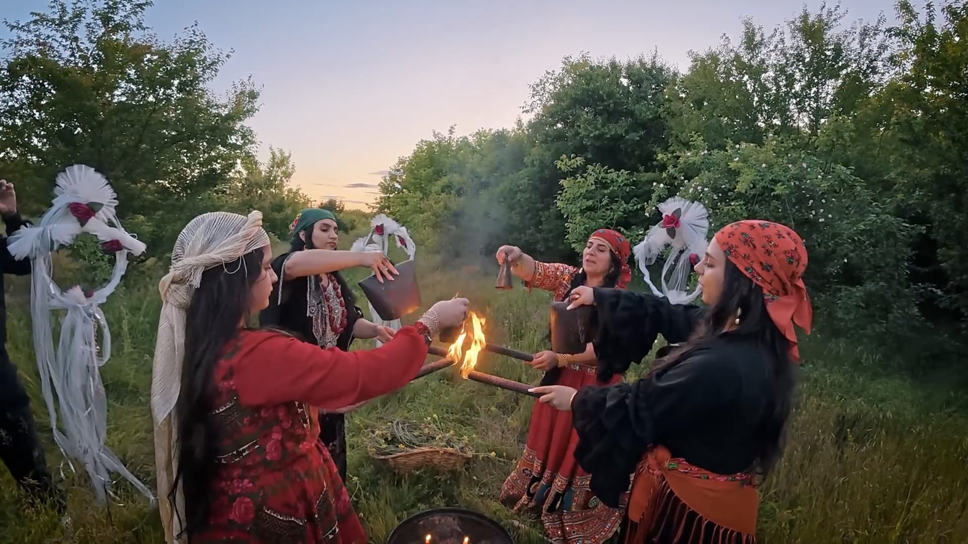 مصري يقابل آخر "ساحرات رومانيا".. ما الذي اكتشفه؟