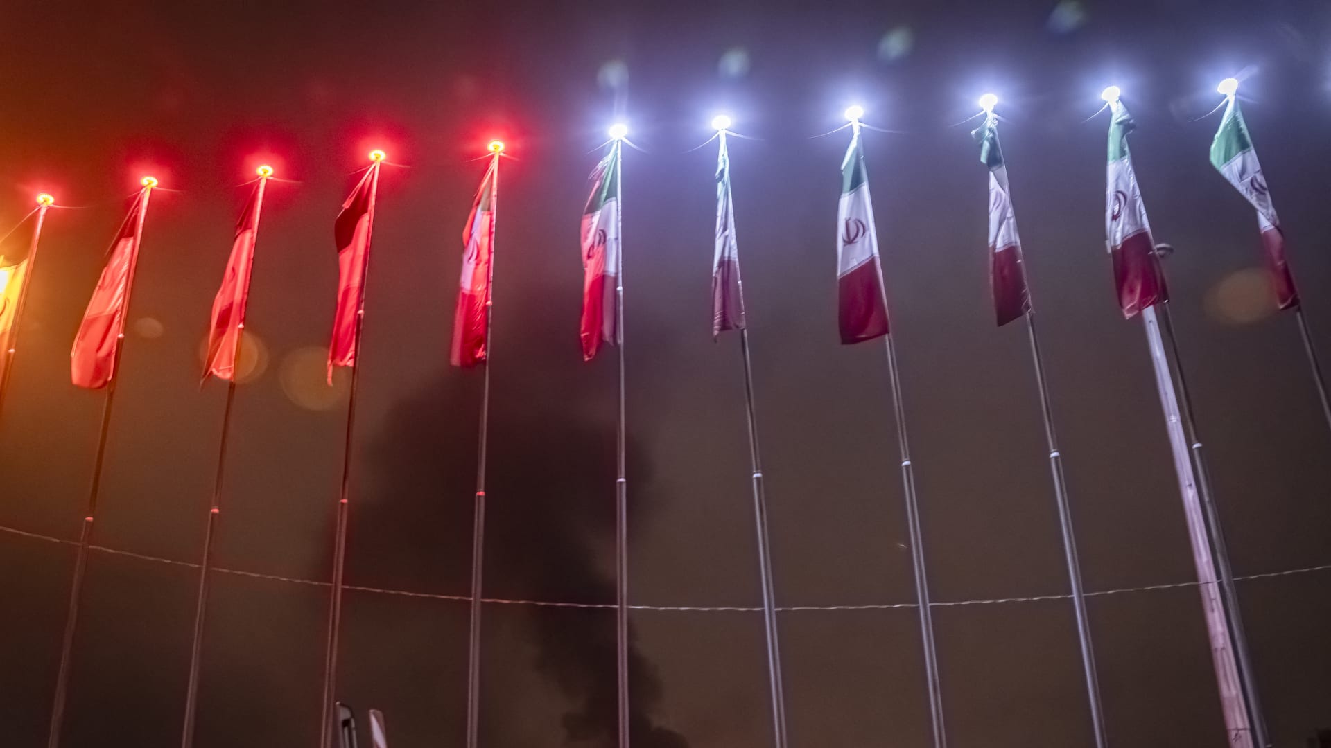 إيران تستدعي سفراء بريطانيا وفرنسا وألمانيا وإيطاليا لمشاهدة "عنف المتظاهرين"