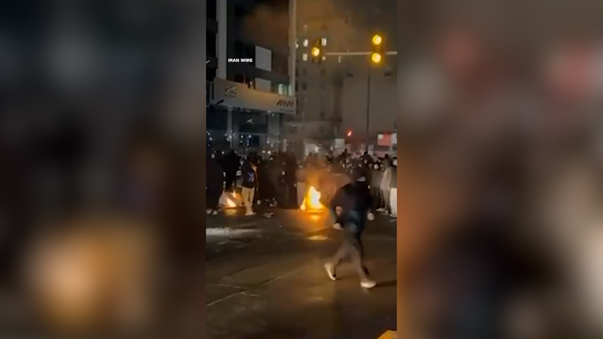 مراسلة CNN تلقي نظرة على هتافات متظاهري إيران.. لماذا تبدو حاسمة الآن؟