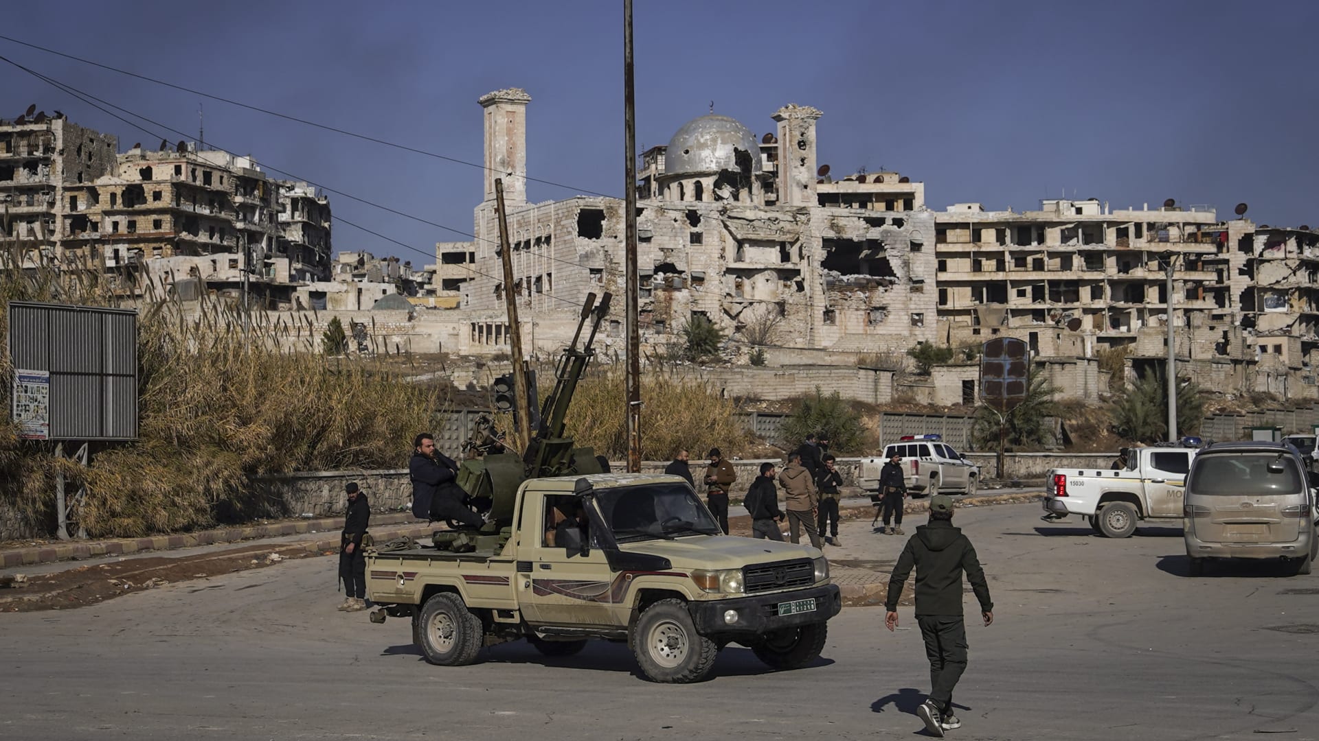 فيديو متداول لـ"قتال مليشيات عراقية بجانب قسد في حلب".. هذه حقيقته