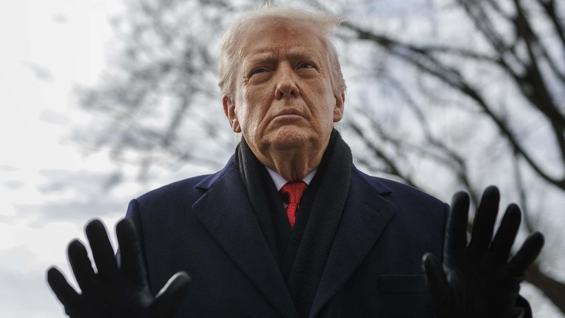 بعد أنباء عن دور عربي.. ترامب: "أقنعت نفسي" بتأجيل ضرب إيران