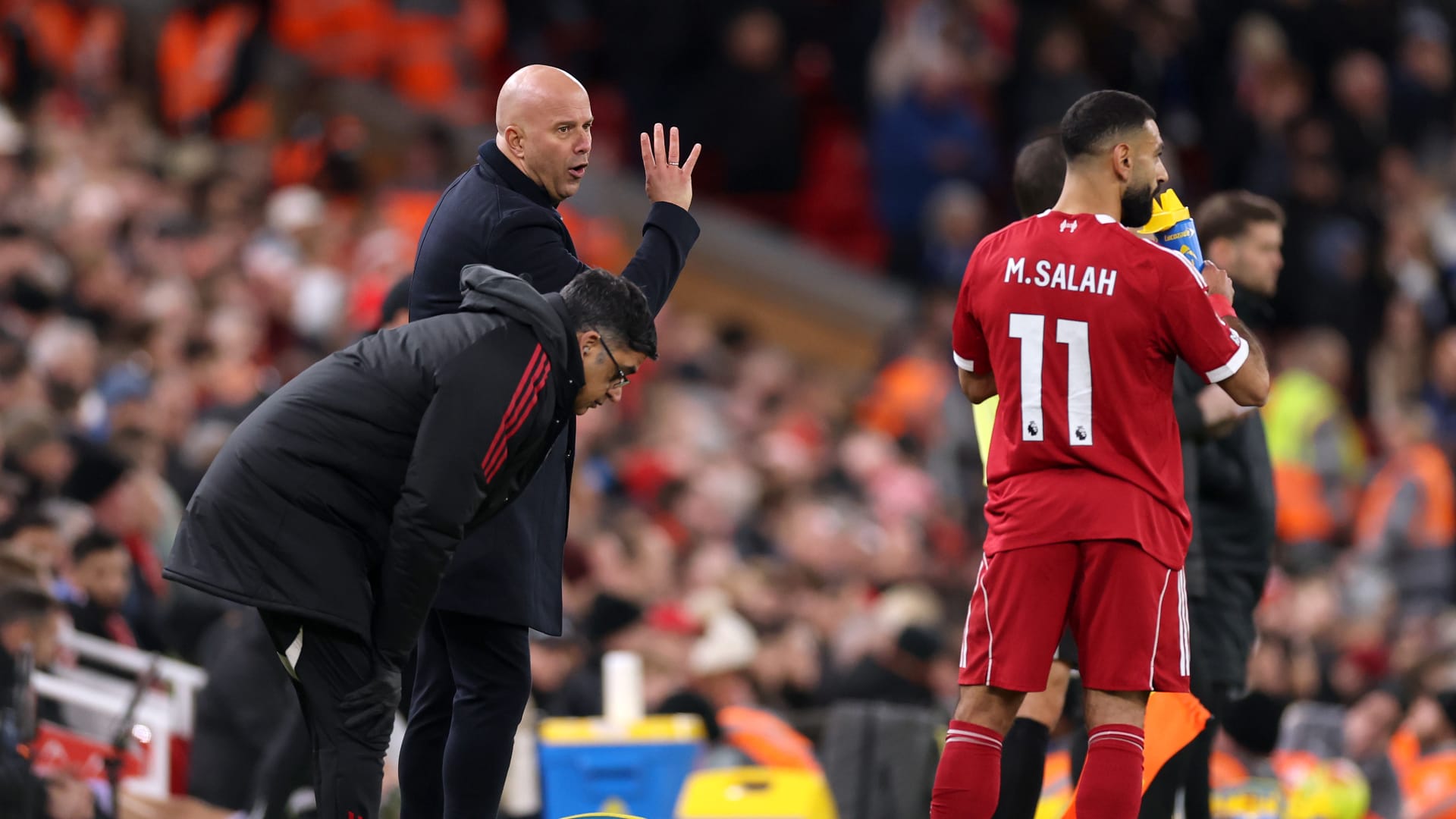 قبل عودته إلى ليفربول.. هذا ما دار بين صلاح وسلوت