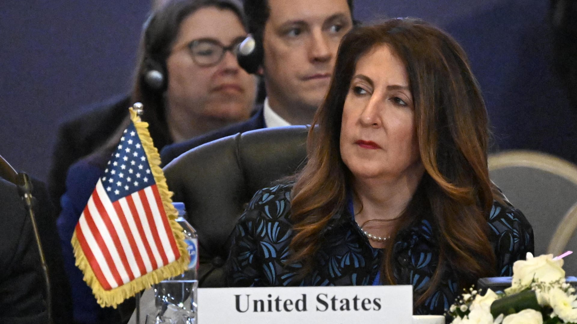 "وداعا يا أم الدنيا".. السفيرة الأمريكية بمصر تعلن انتهاء عملها ونجيب ساويرس يعلق