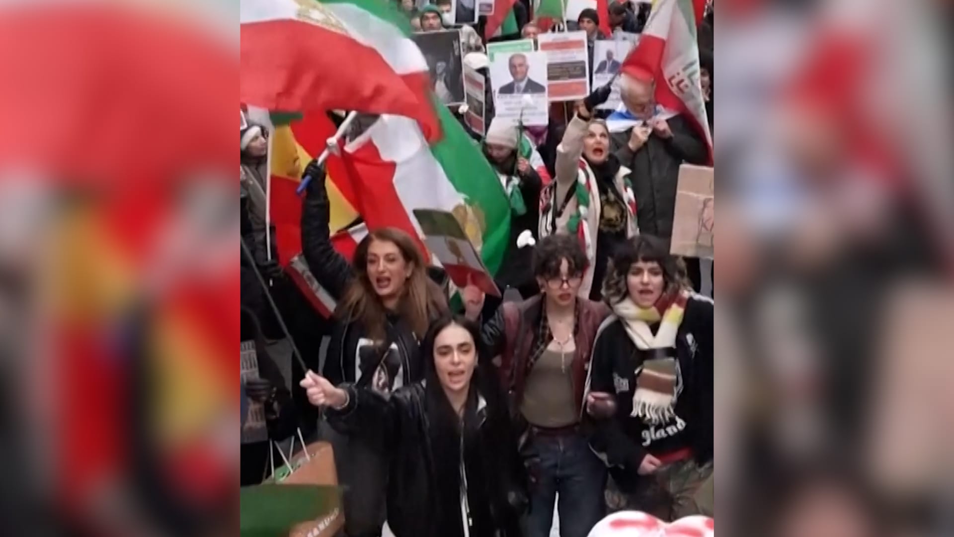 تنديدًا بالقمع الدموي للمحتجين في إيران.. تظاهرات تعم عدة دول حول العالم