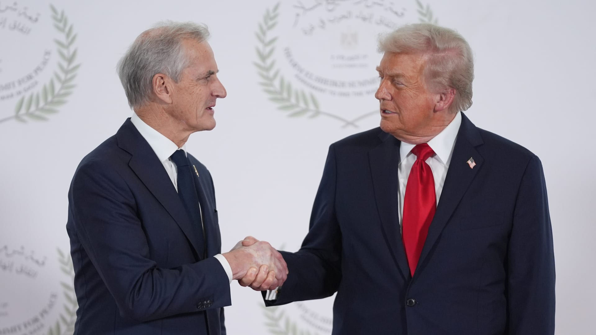 ترامب يربط بين سعيه لضم غرينلاند وعدم فوزه بجائزة نوبل للسلام