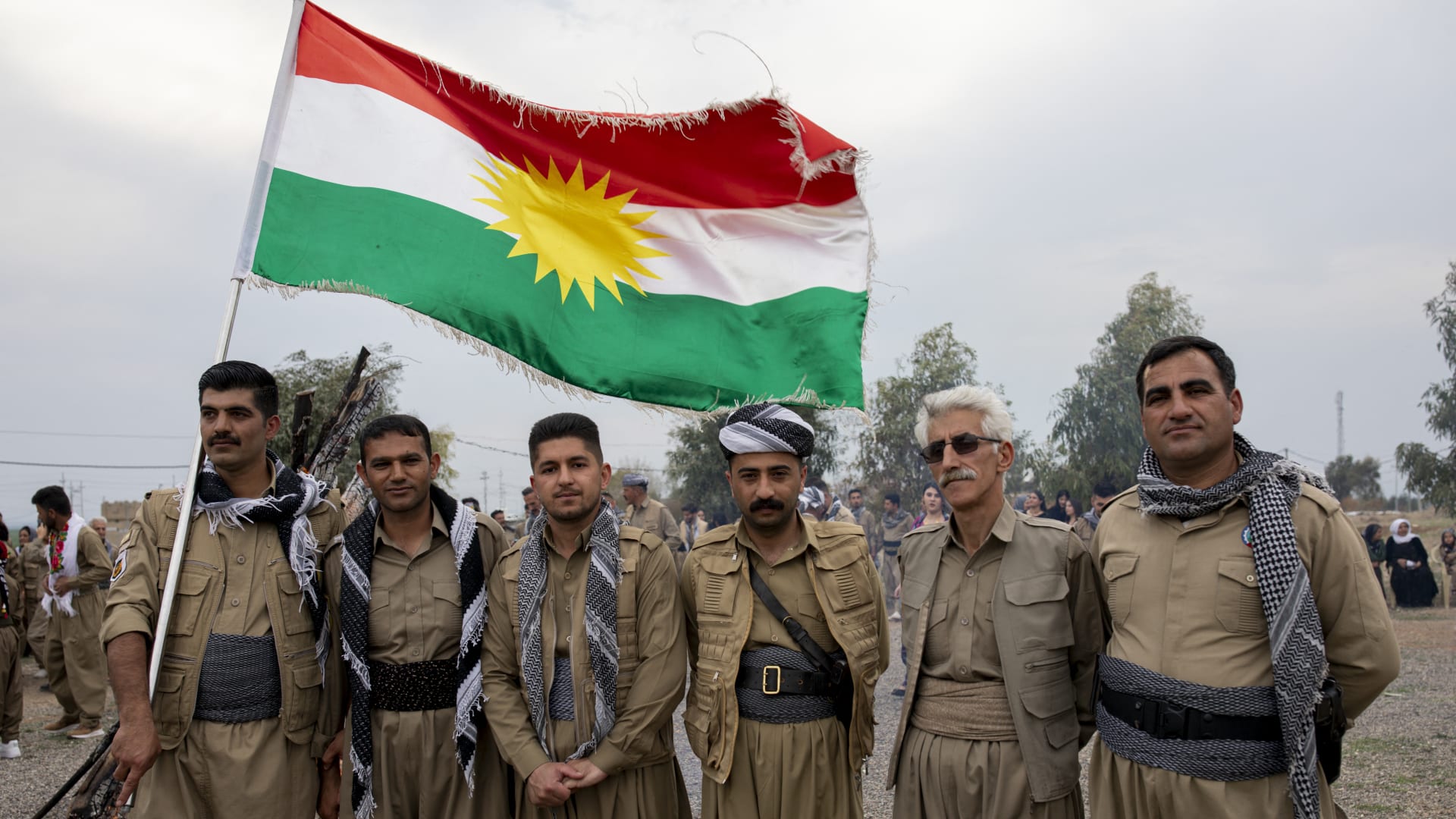 الأكراد يرون النصر يقترب بعد عقود من قتال النظام الإيراني