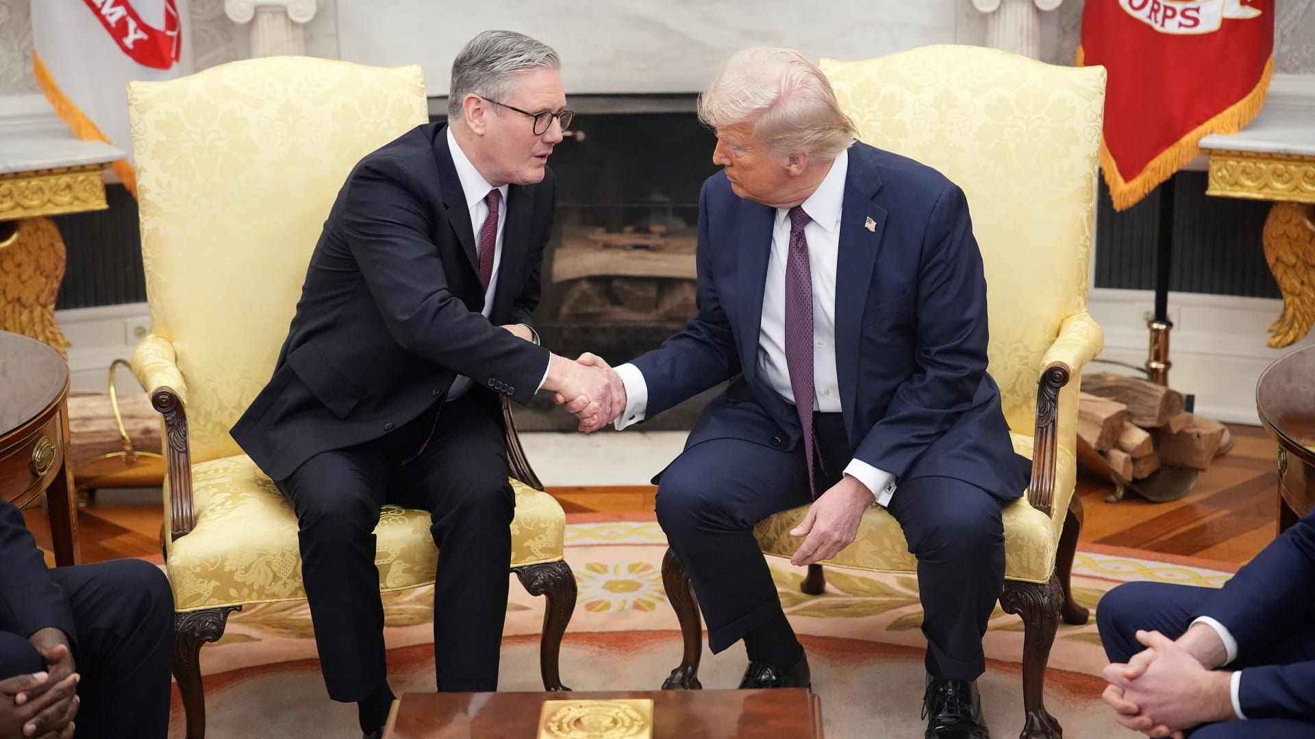 رئيس وزراء بريطانيا يرد على تصريحات ترامب بشأن قوات "الناتو" ويدعوه للاعتذار