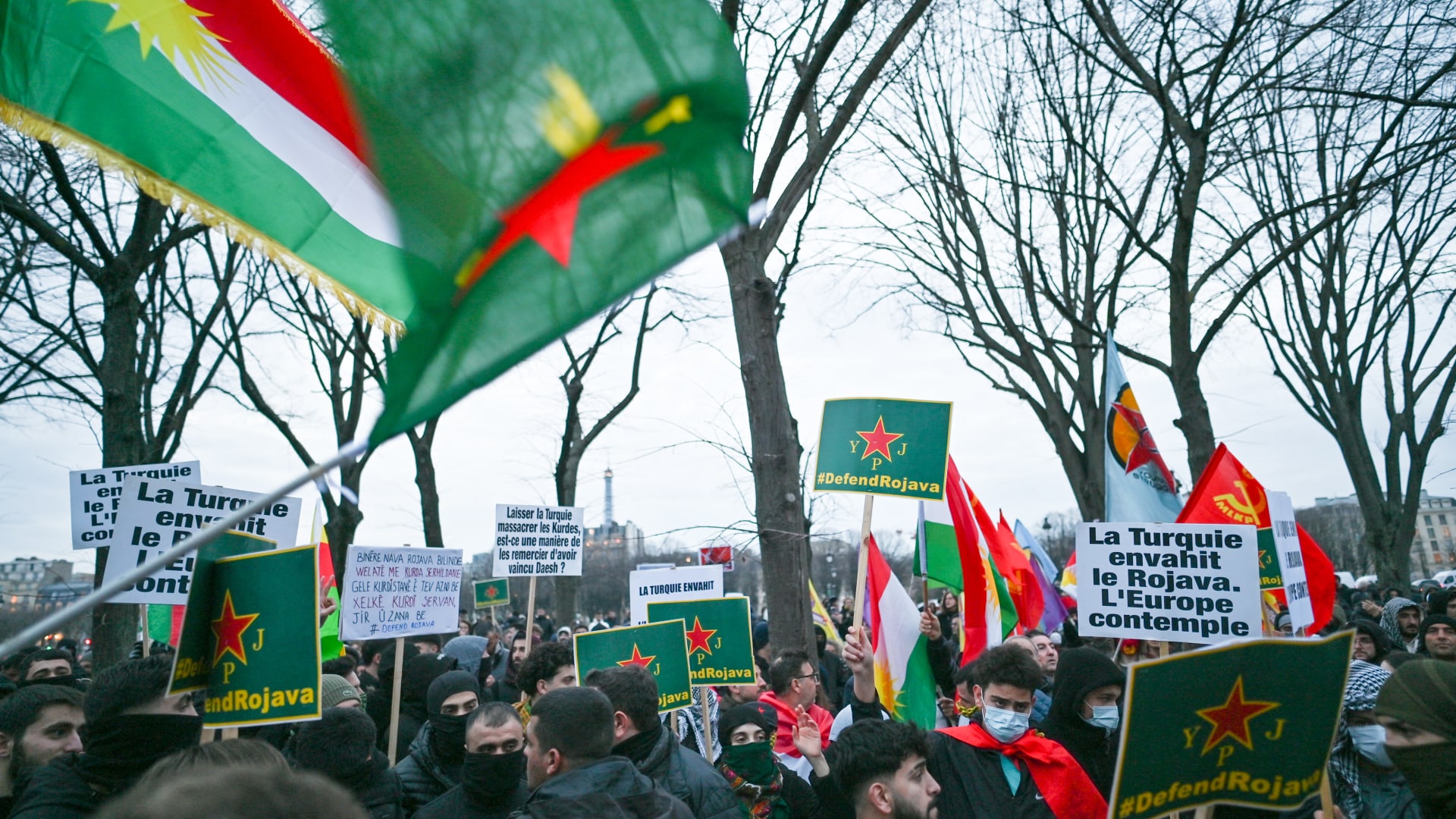 "أعمال شغب خلال مظاهرات كردية في باريس".. ما حقيقة الفيديو؟