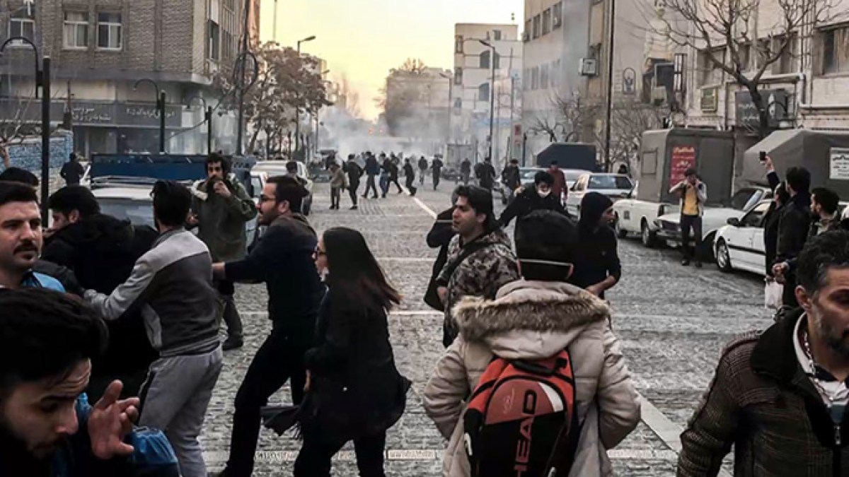حرب بلا رصاص.. مواجهات المعارضة والسلطة بإيران عبر الذكاء الاصطناعي