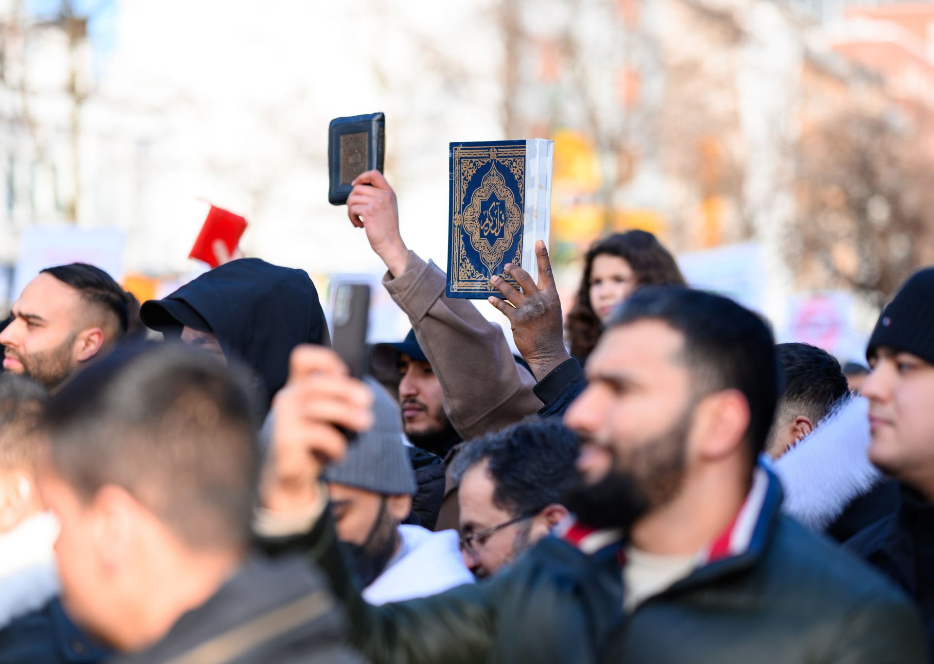 هل يبتلع المنفى ما بقي من الإسلاميين؟