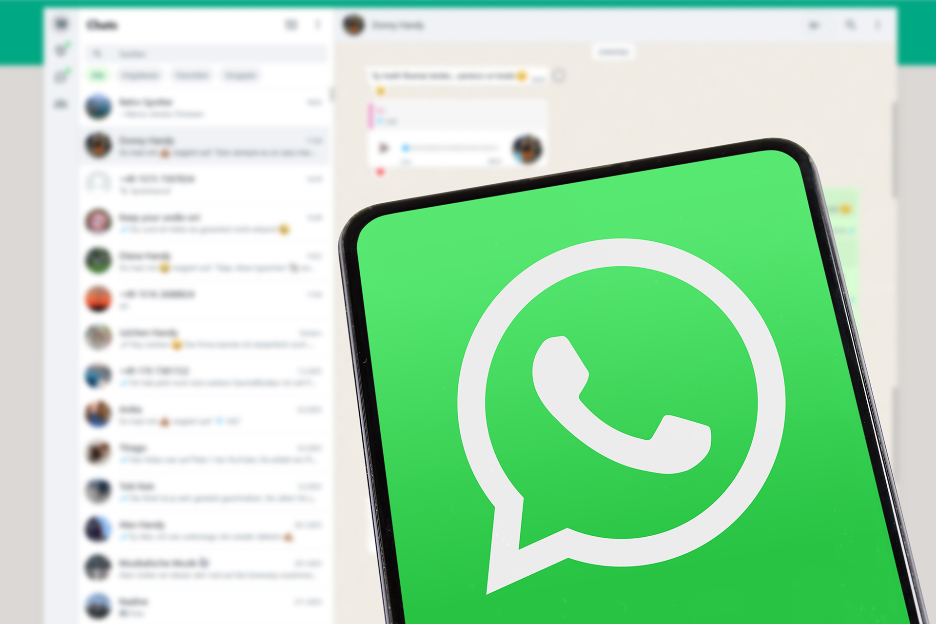 مزايا جديدة لتعزيز الأمن في "واتساب".. تعرف عليها