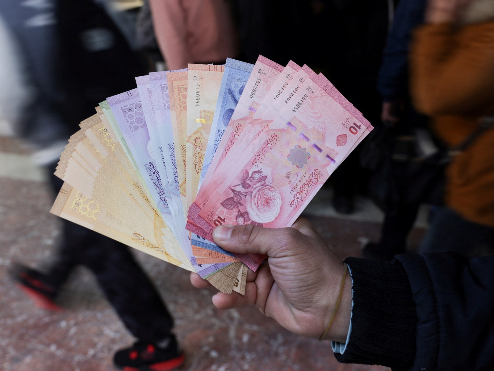 ارتفاع سعر صرف الليرة السورية مقابل الدولار 1 8989d56 1767878528
