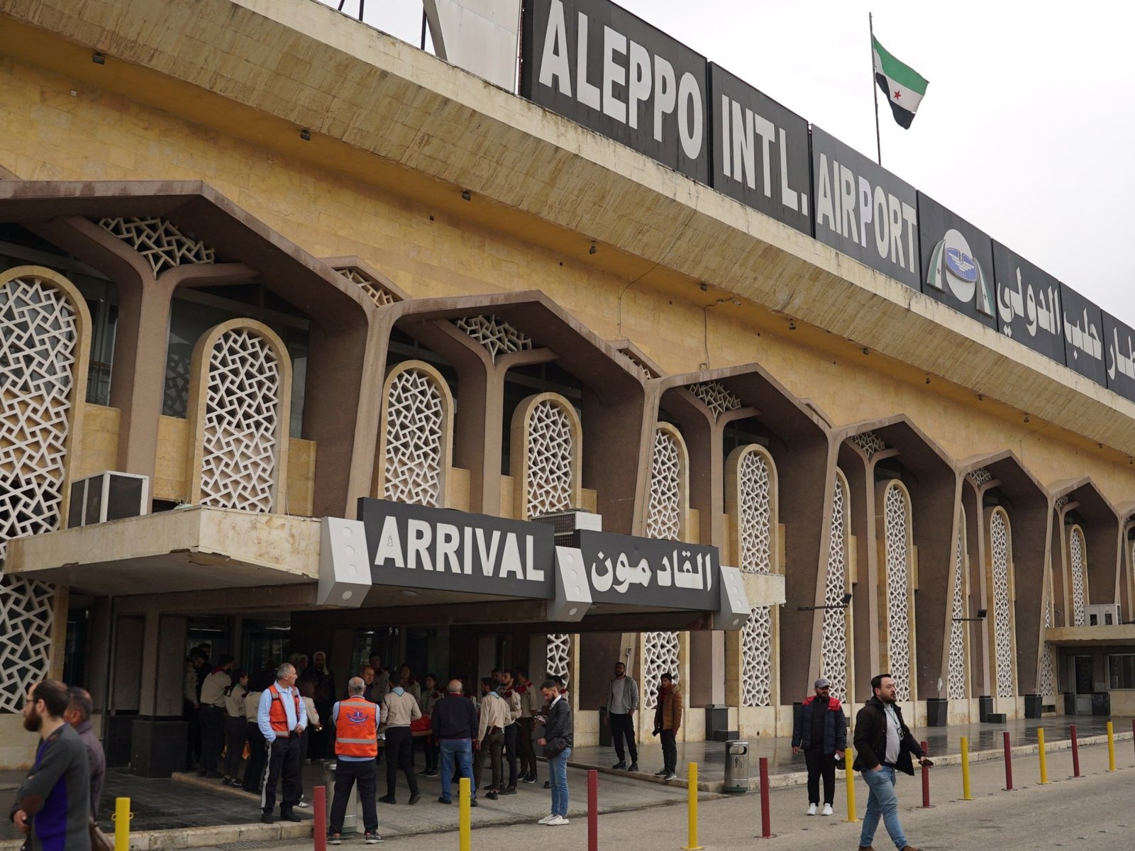 بعد إغلاق 8 أيام.. مطار حلب الدولي يستعد لاستئناف رحلاته الثلاثاء 4 D8B4D8B3D98AD8B3D8B0D8B3 1768730351