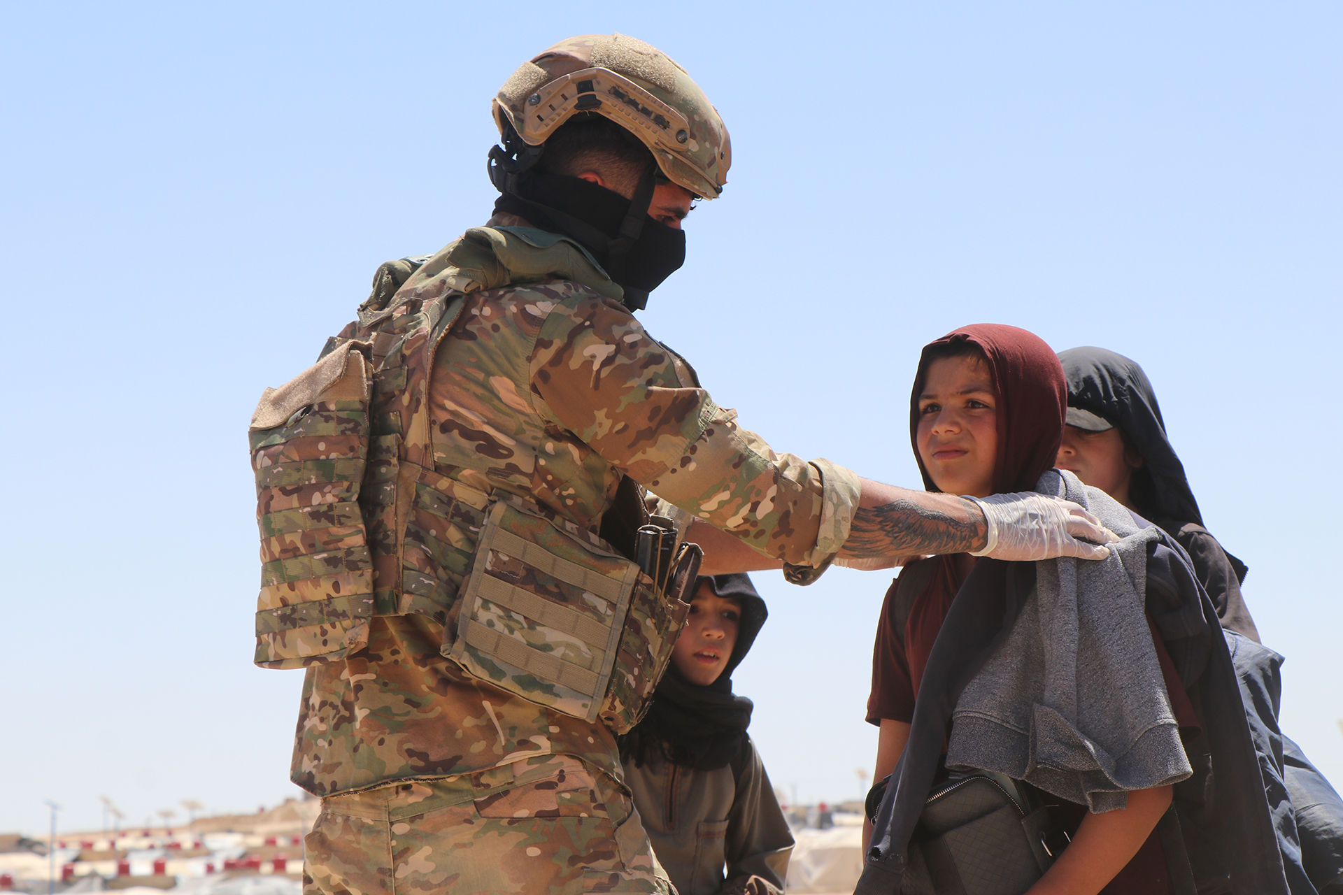 مخيّم الهول يضع اتفاق دمشق وقسد على المحك