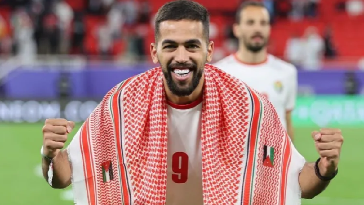 هداف كأس العرب يعزز هجوم السيلية القطري لتعويض الجزائري بن يطو