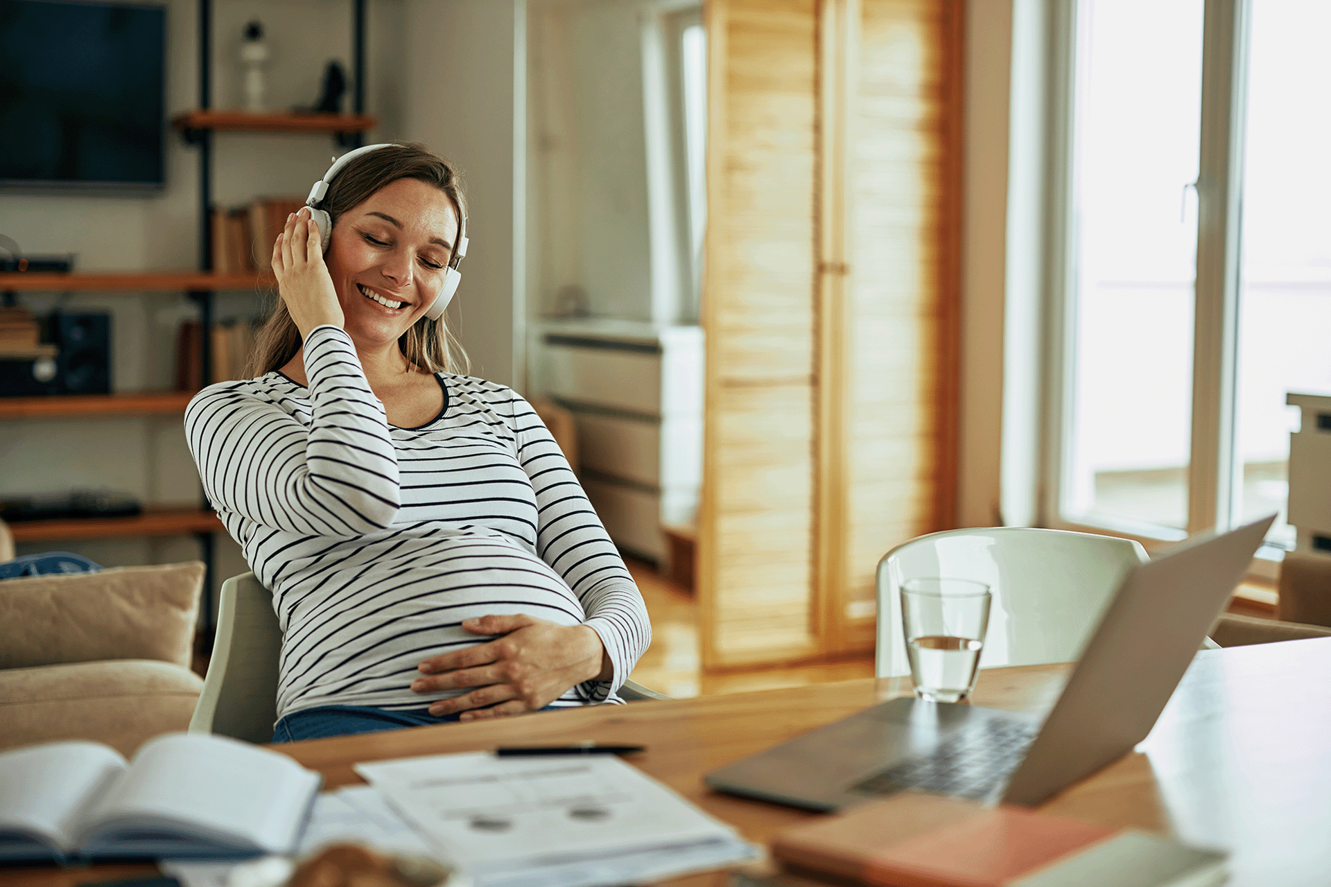من دقات القلب إلى ألحان "موزارت".. رحلة الجنين المذهلة في استكشاف الأصوات داخل الرحم