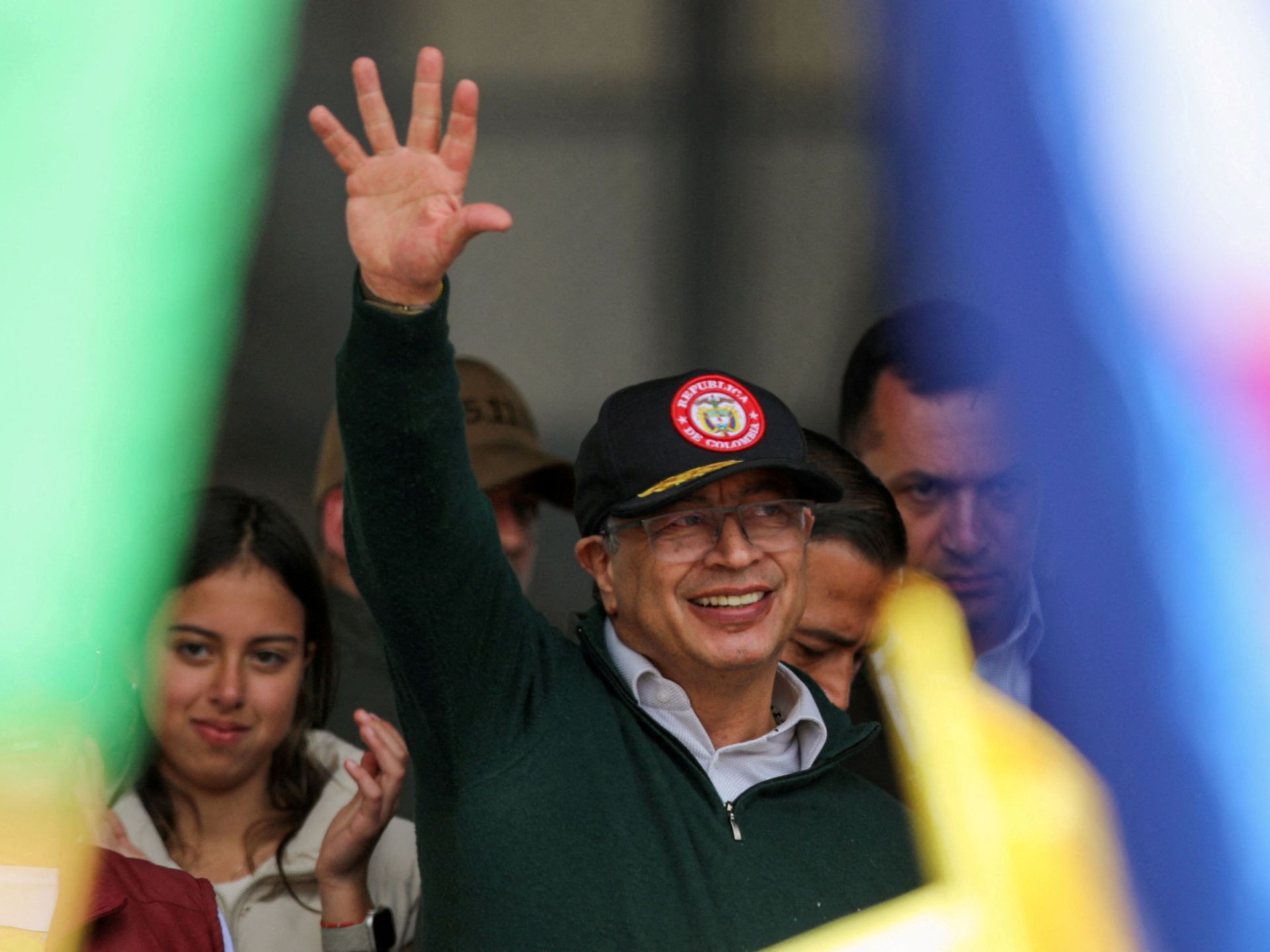 "سأحمل السلاح من جديد".. رئيس كولومبيا يستعد لحرب "محتملة" مع واشنطن