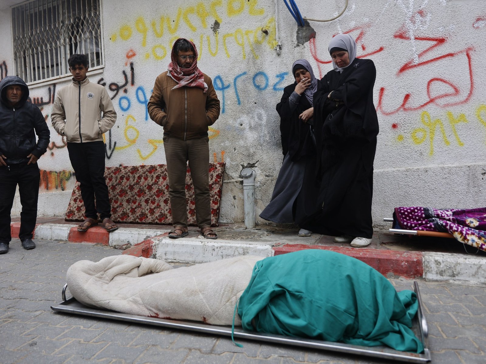 شهيدة وتوغل إسرائيلي بغزة رغم إعلان بدء "المرحلة الثانية" 2 afp 6969dfb13cd1 1768546225