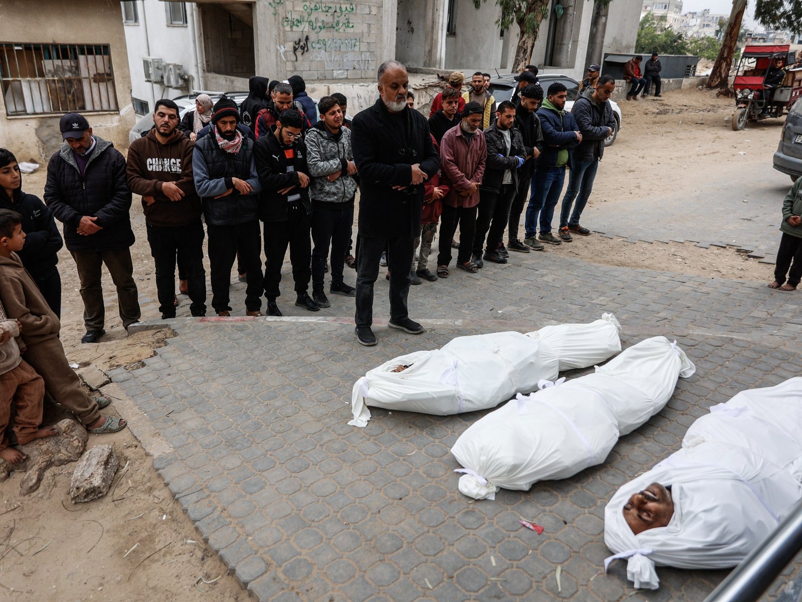 شهداء بنيران الاحتلال في غزة وشعث يعلن فتح معبر رفح خلال أيام 3 afp 697277fb8262 1769109499