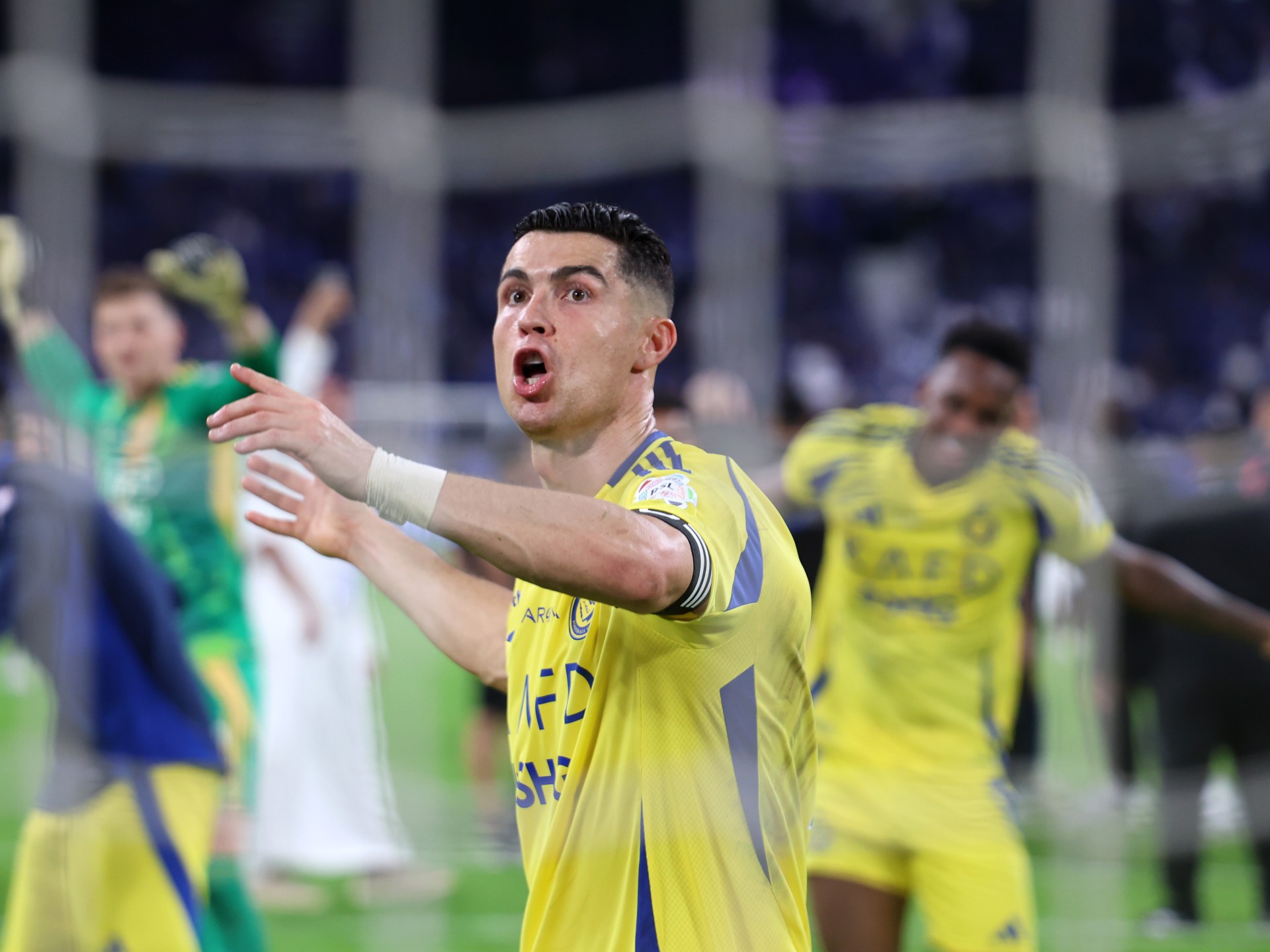 الهلال ضد النصر في الدوري السعودي.. الموعد والتشكيلتان والقنوات الناقلة