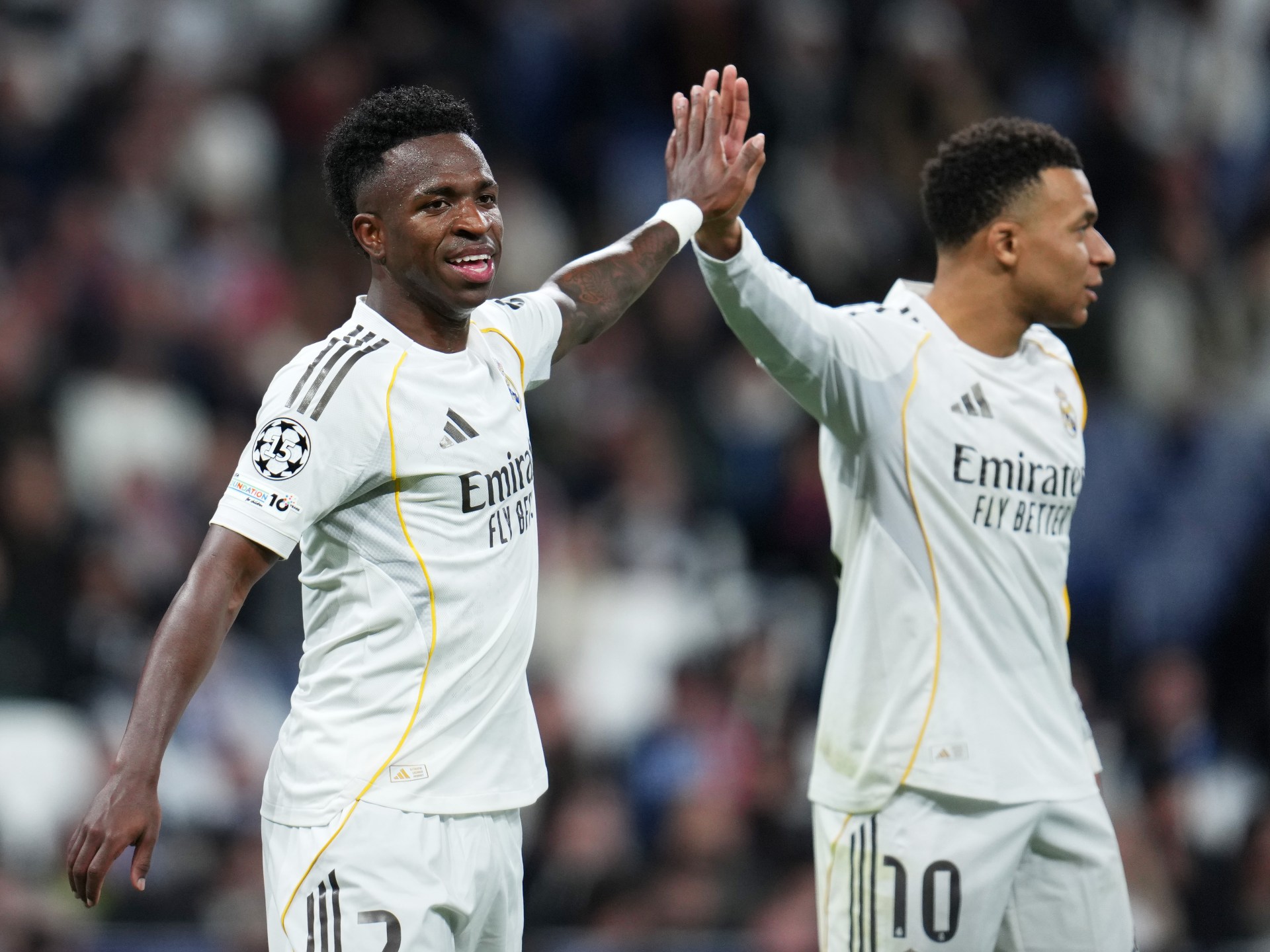 بيلينغهام: فينيسيوس وريال مدريد بحاجة إلى "الحب" لا صافرات الاستهجان