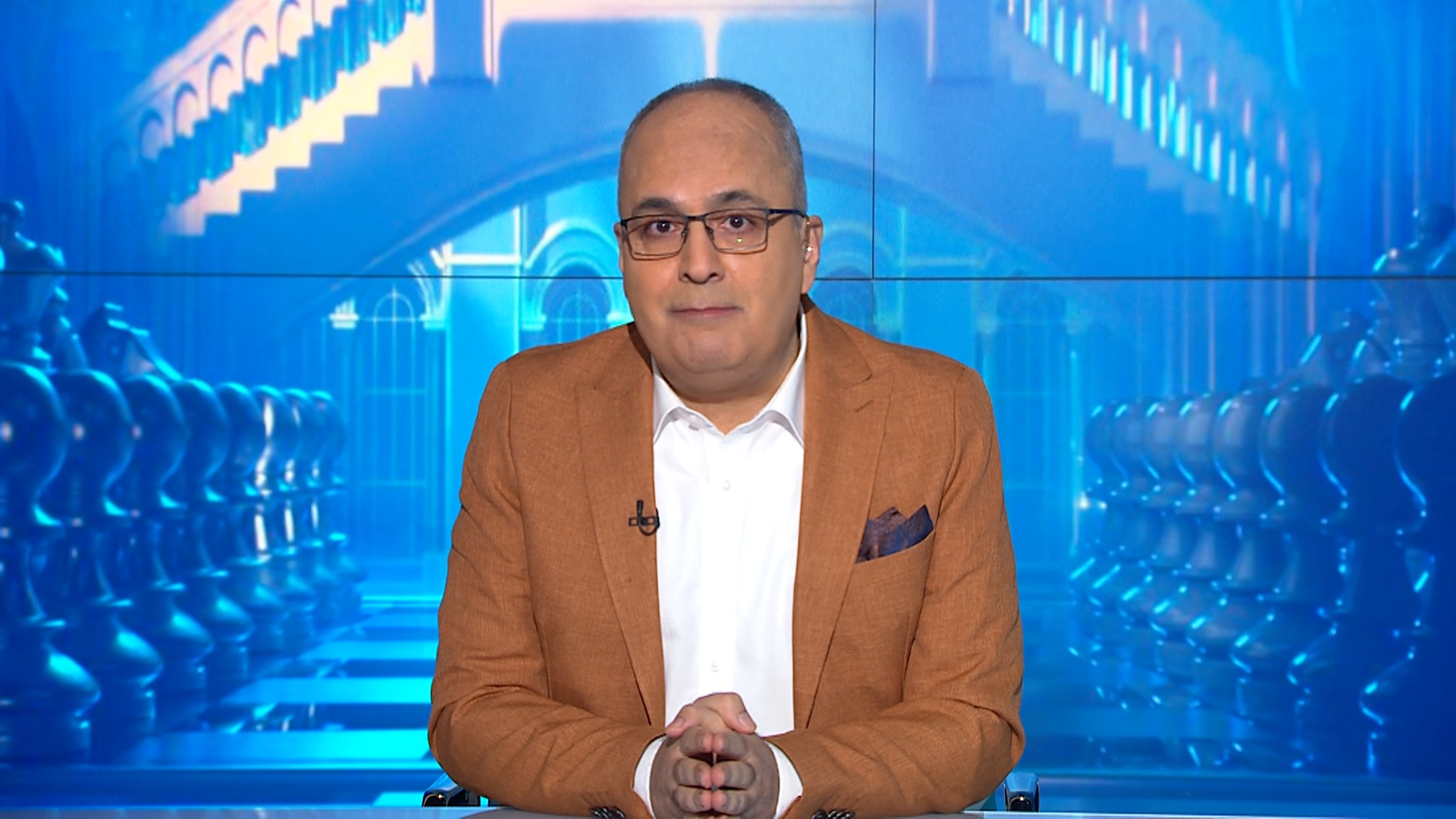 فوق السلطة: هل إيران وجهة ترامب المقبلة بعد فنزويلا؟