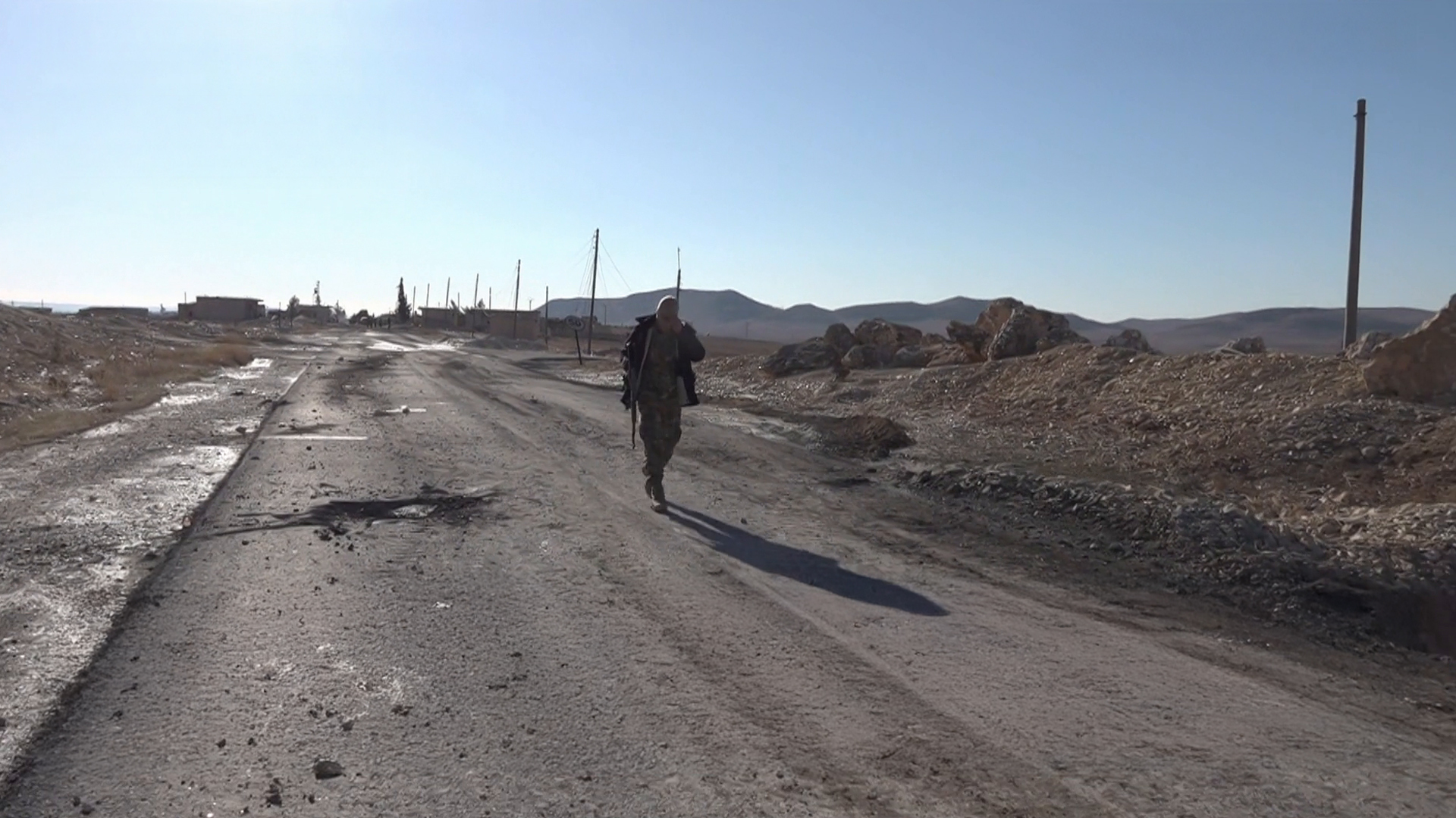 الجزيرة ترافق الجيش السوري خلال عملية السيطرة على سد تشرين