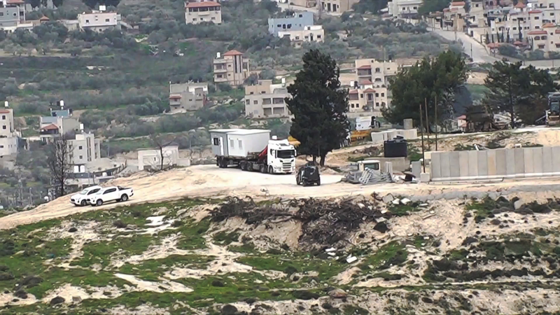 الاحتلال يضع حجر أساس لإقامة موقع عسكري في مستوطنة صانور