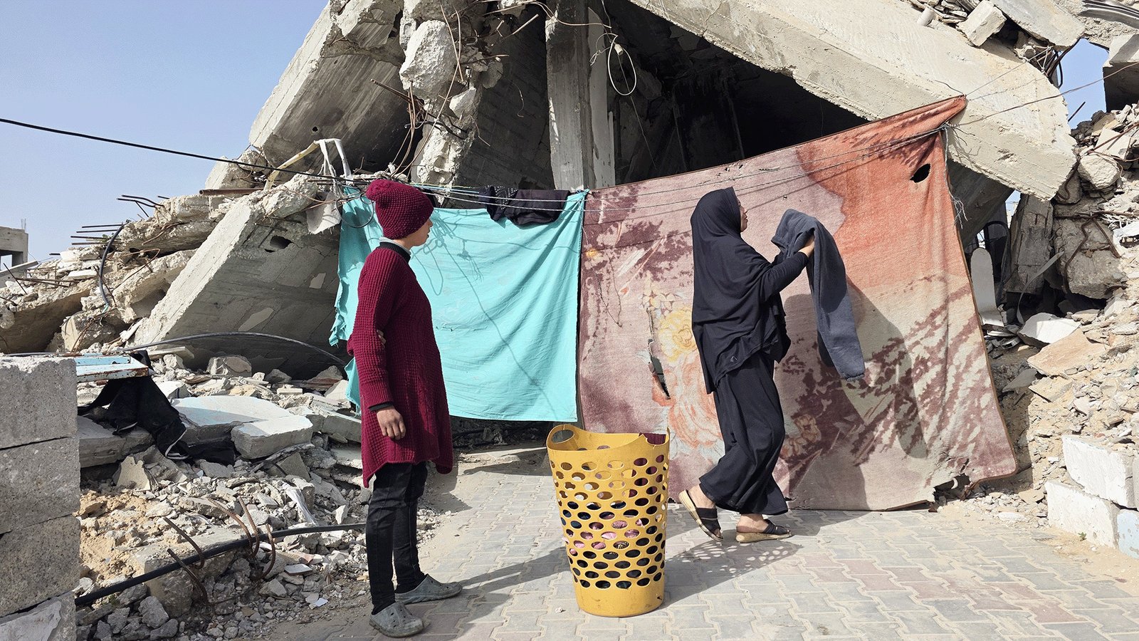 فيديو.. أسرة غزية تعيش المنخفضات الجوية في بقايا "الغرفة الناجية" 1 image 1769273568