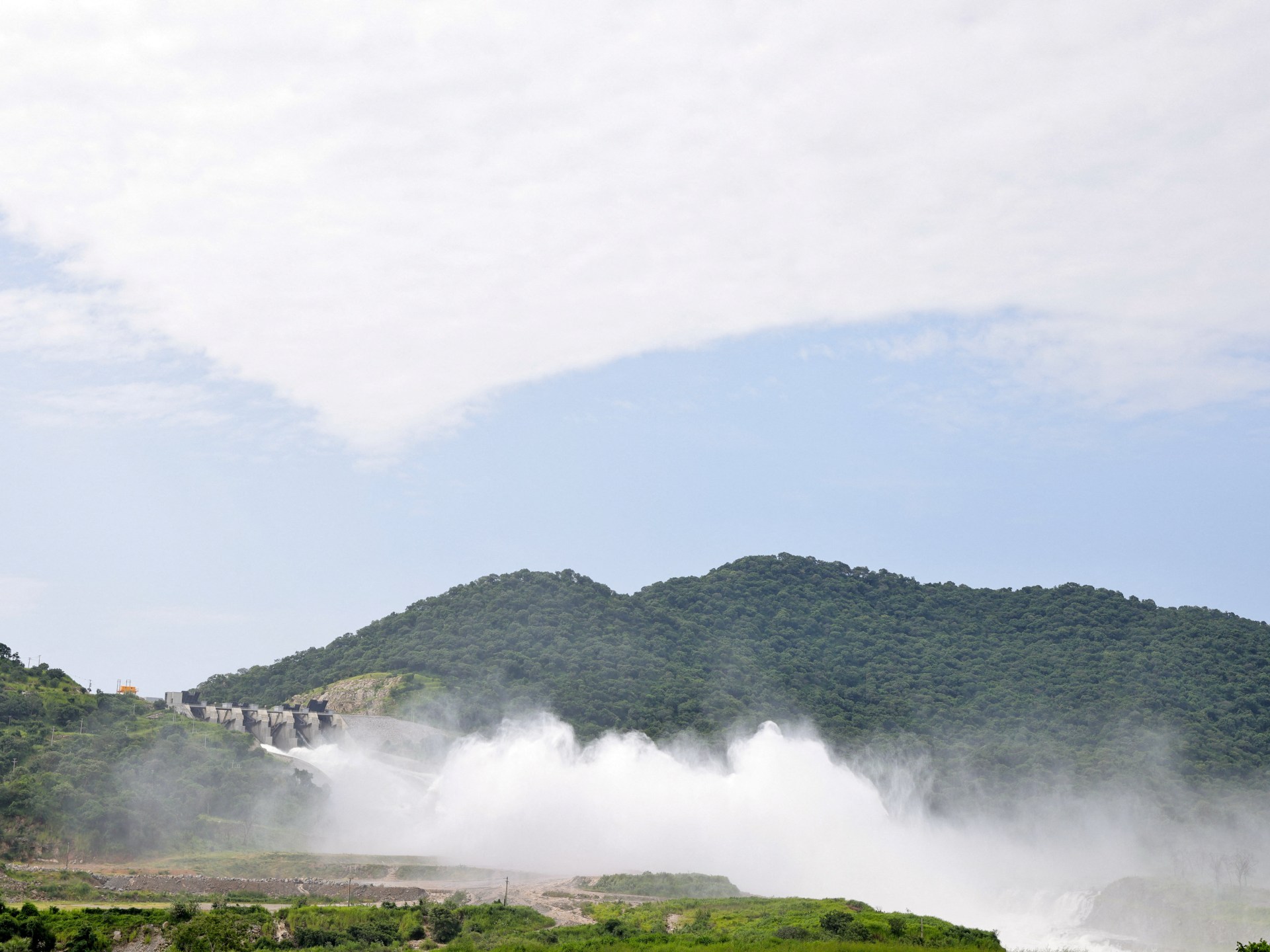 الأمطار التي حركت الأرض.. ما الذي يحدث في إثيوبيا؟