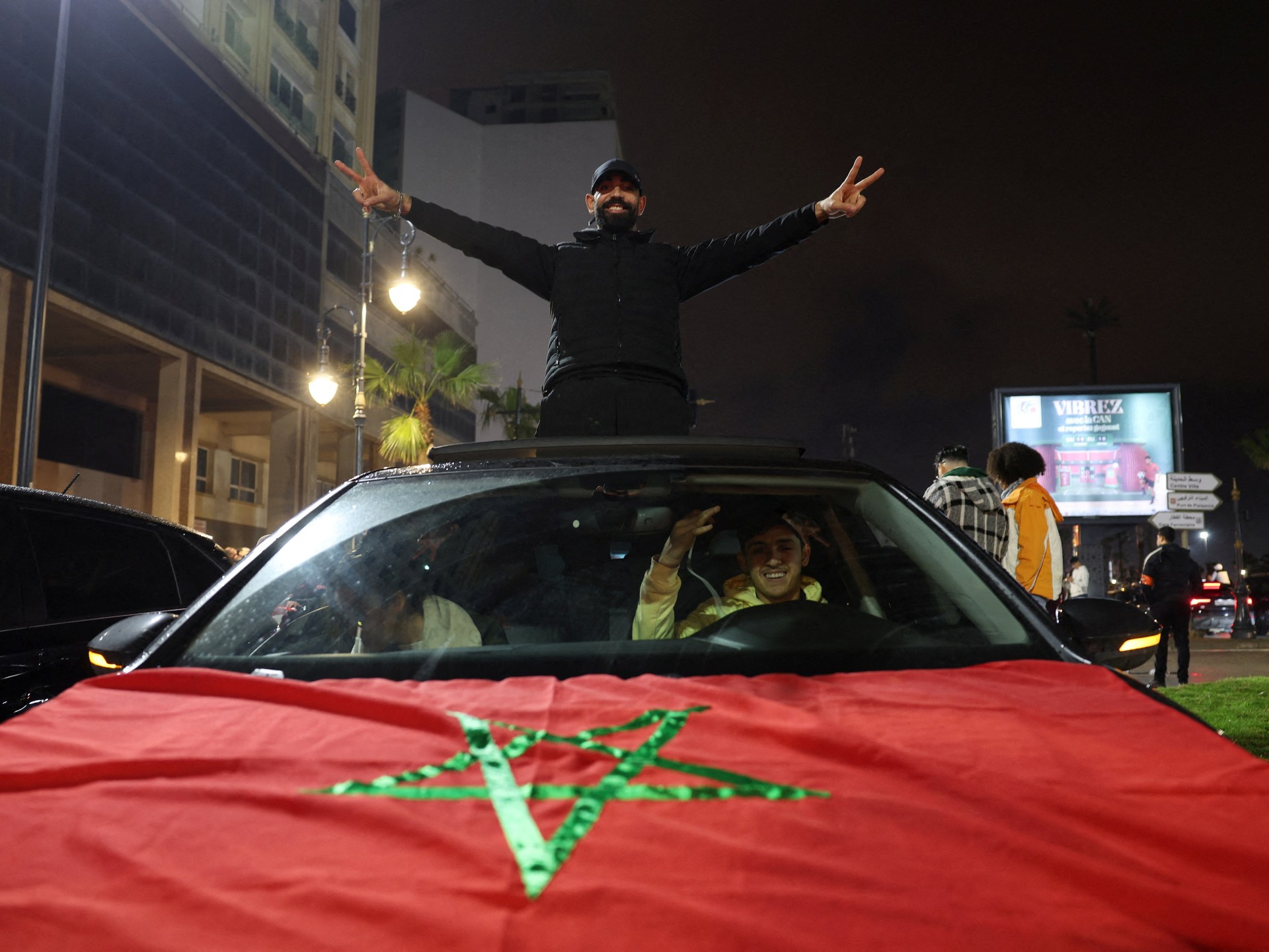 شاهد.. أجواء احتفالية في الرباط قبل مواجهة المغرب والسنغال