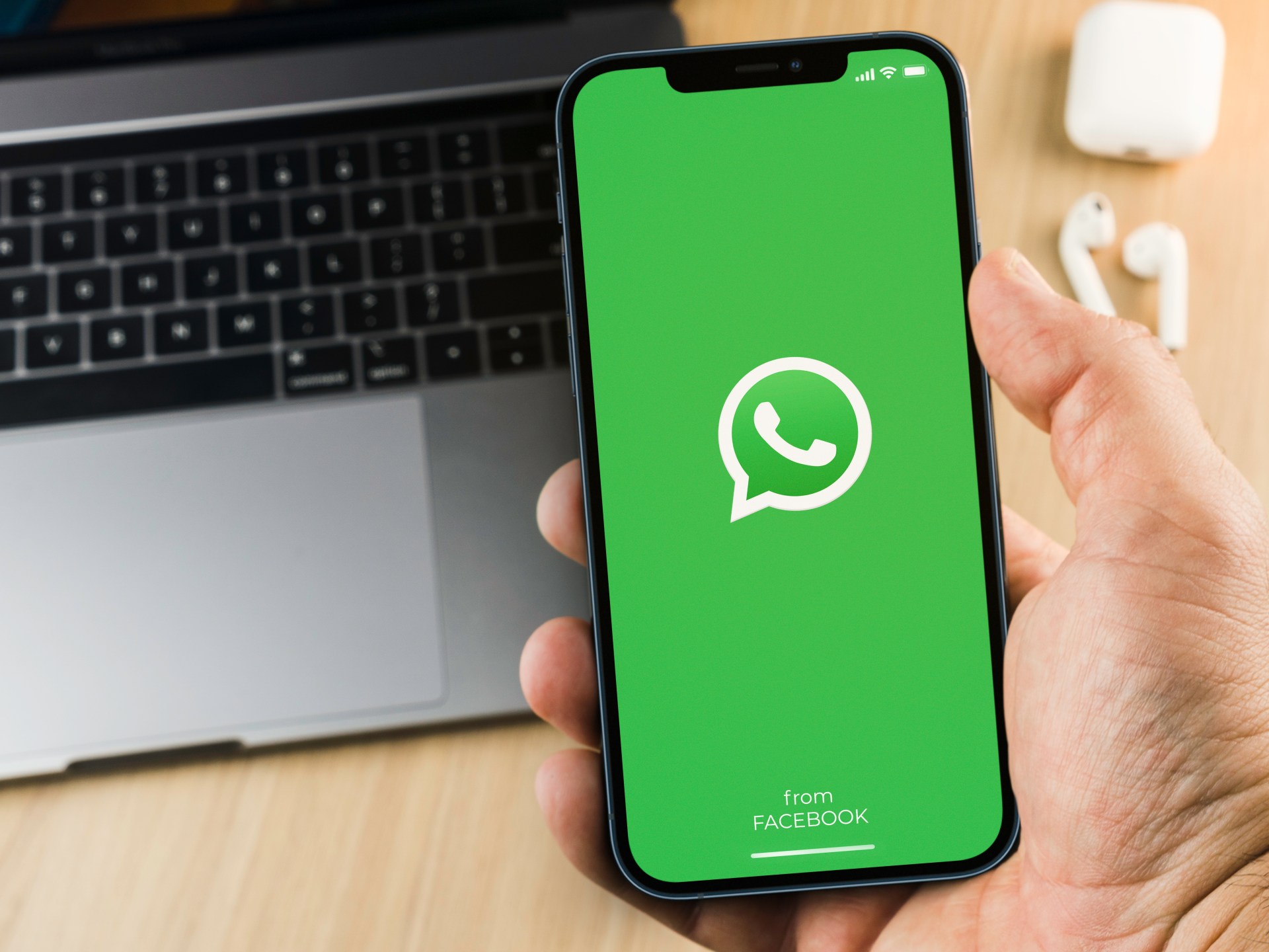 واتساب تطلق مزايا جديدة لتنظيم المجموعات