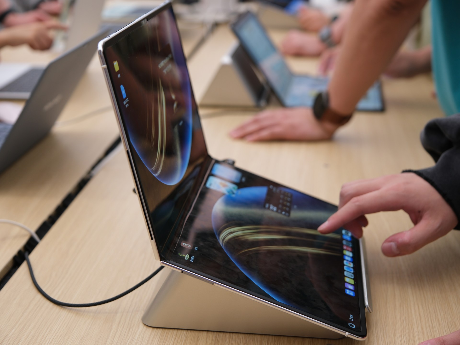 أفضل الحواسيب القابلة للطي المنتظرة