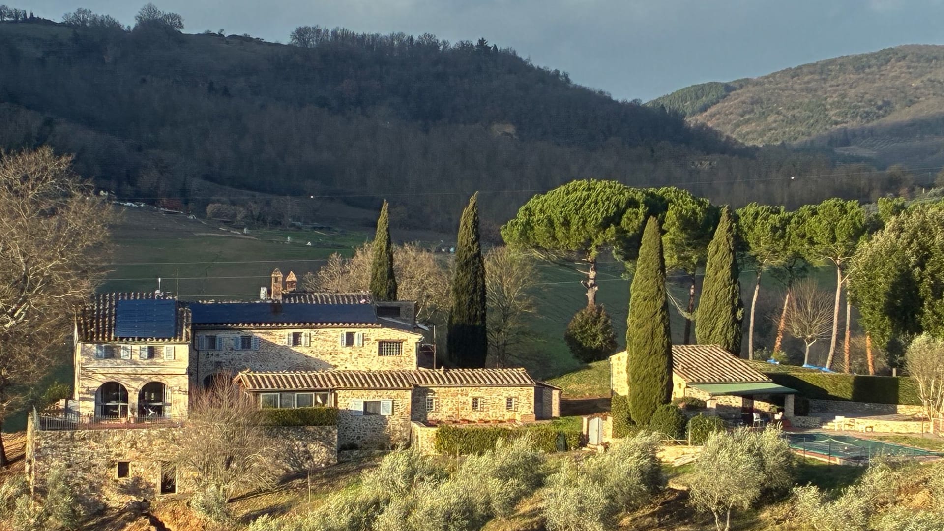 أمريكي يستعيد جنسيته الإيطالية بحق الدم ويشتري منزلًا بمليون دولار