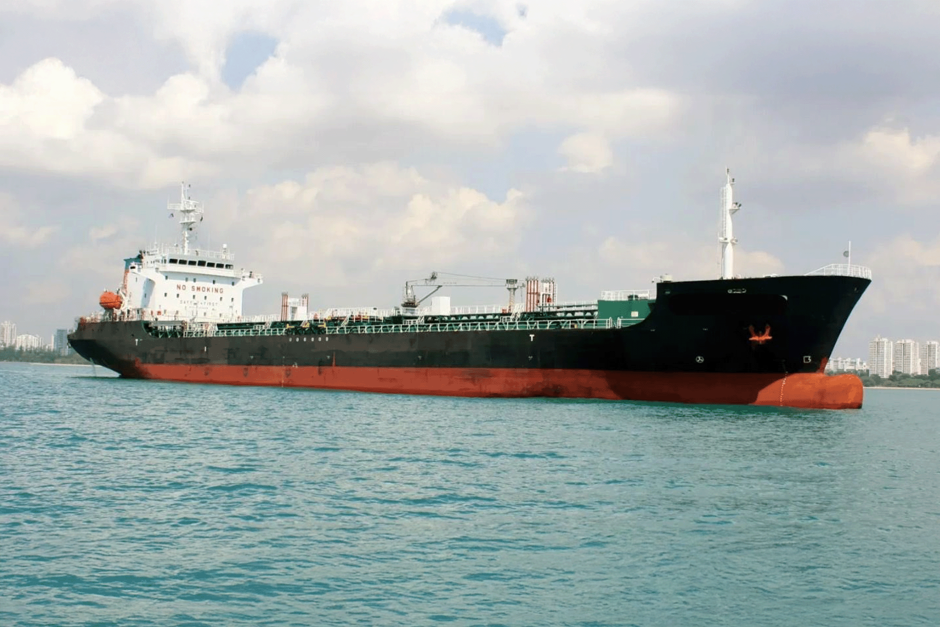 الهند تصادر 3 ناقلات بأول تحرك ضد أسطول الظل