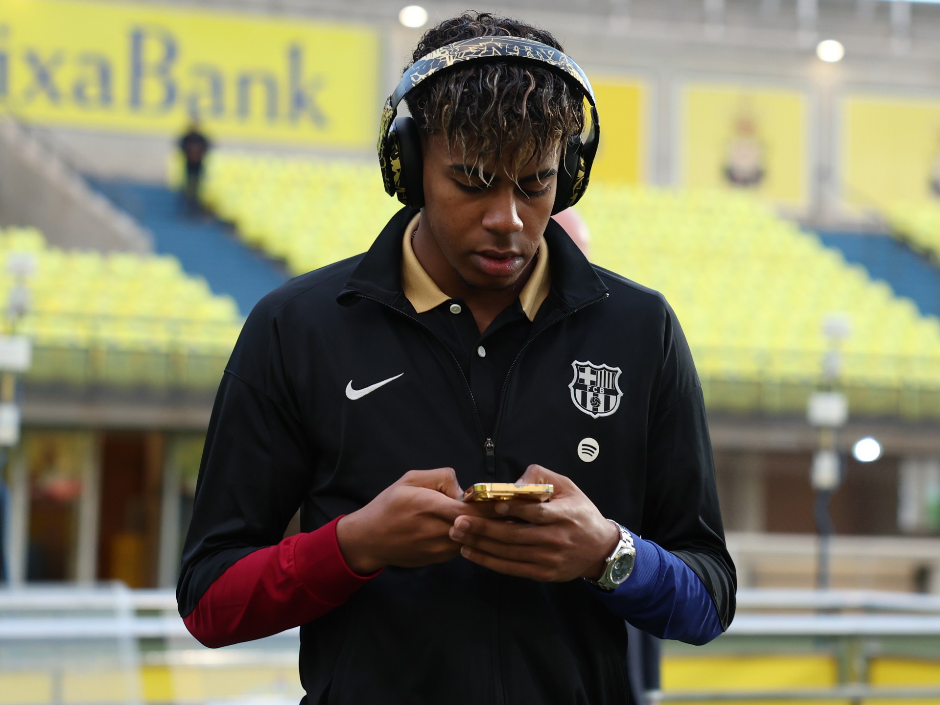 كيف يقضي نجم برشلونة لامين جمال يومه بعيدا عن صخب الملاعب؟