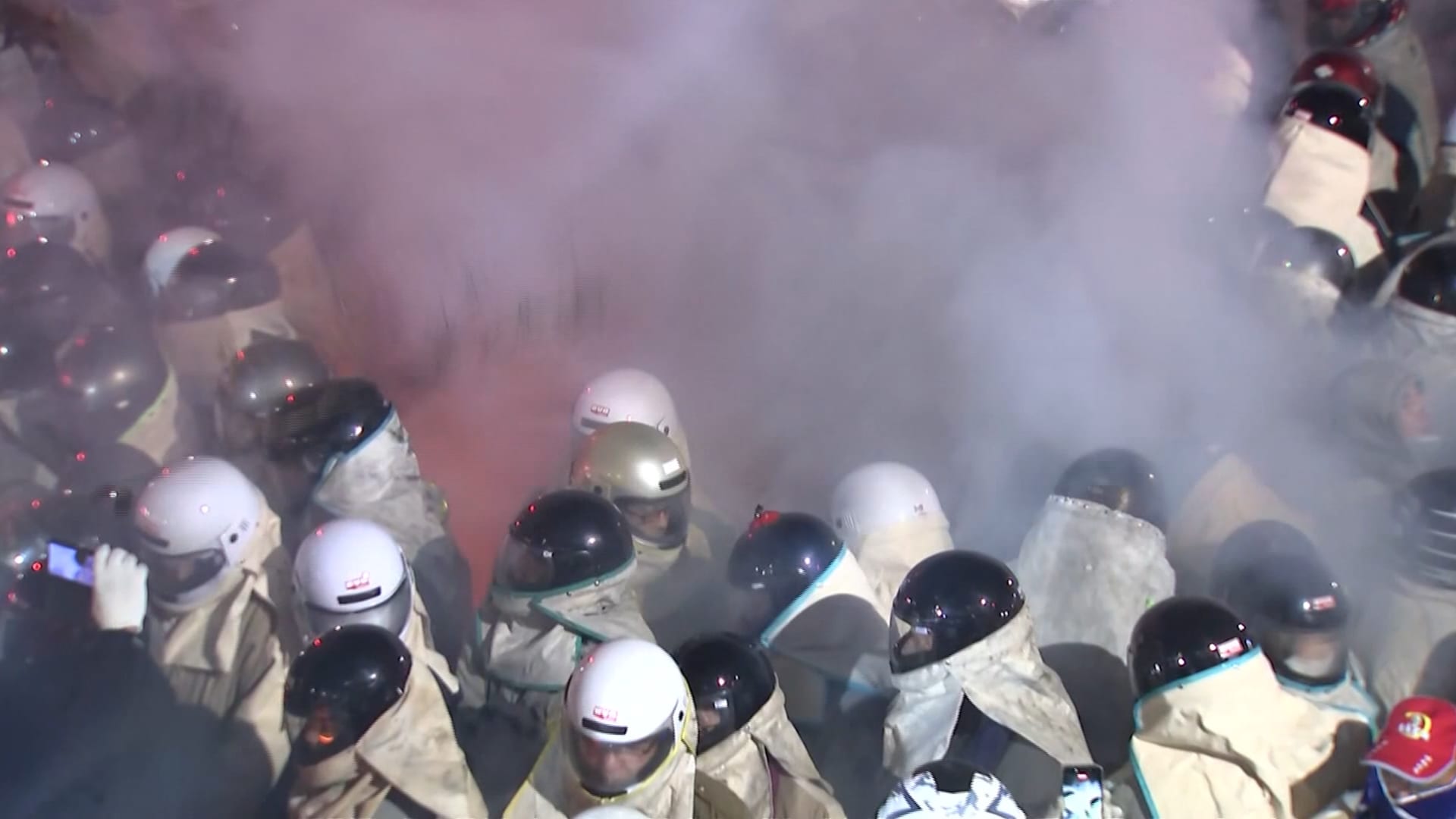 في تايوان.. مهرجان "خلية النحل" السنوي يطرد النحس