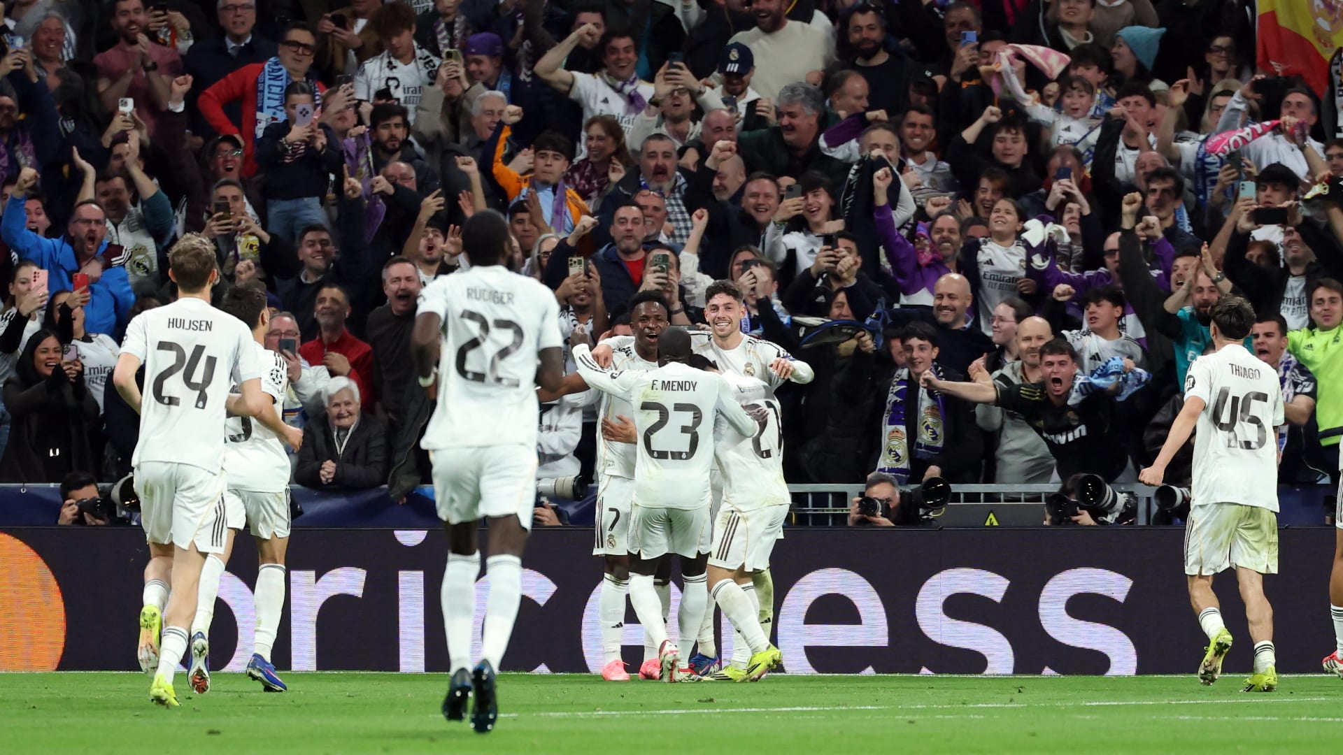 تشامبيونزليغ: ريال مدريد يهزم السيتي في"ليلة تألق" فالفيردي.. وباريس يفوز على تشيلسي