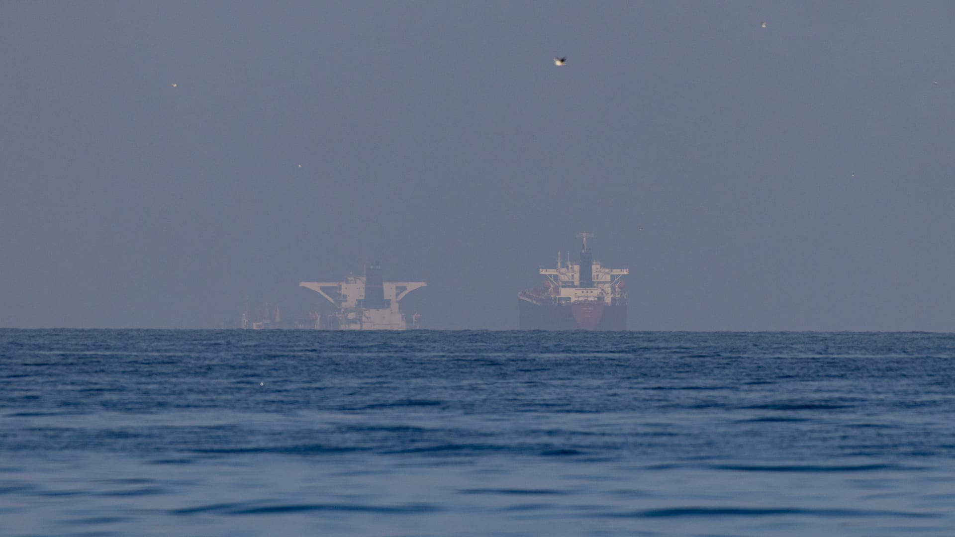 رأي.. أردم أوزان يكتب: كيف أصبح مضيق هرمز أخطر منطقة رمادية في العالم الآن؟