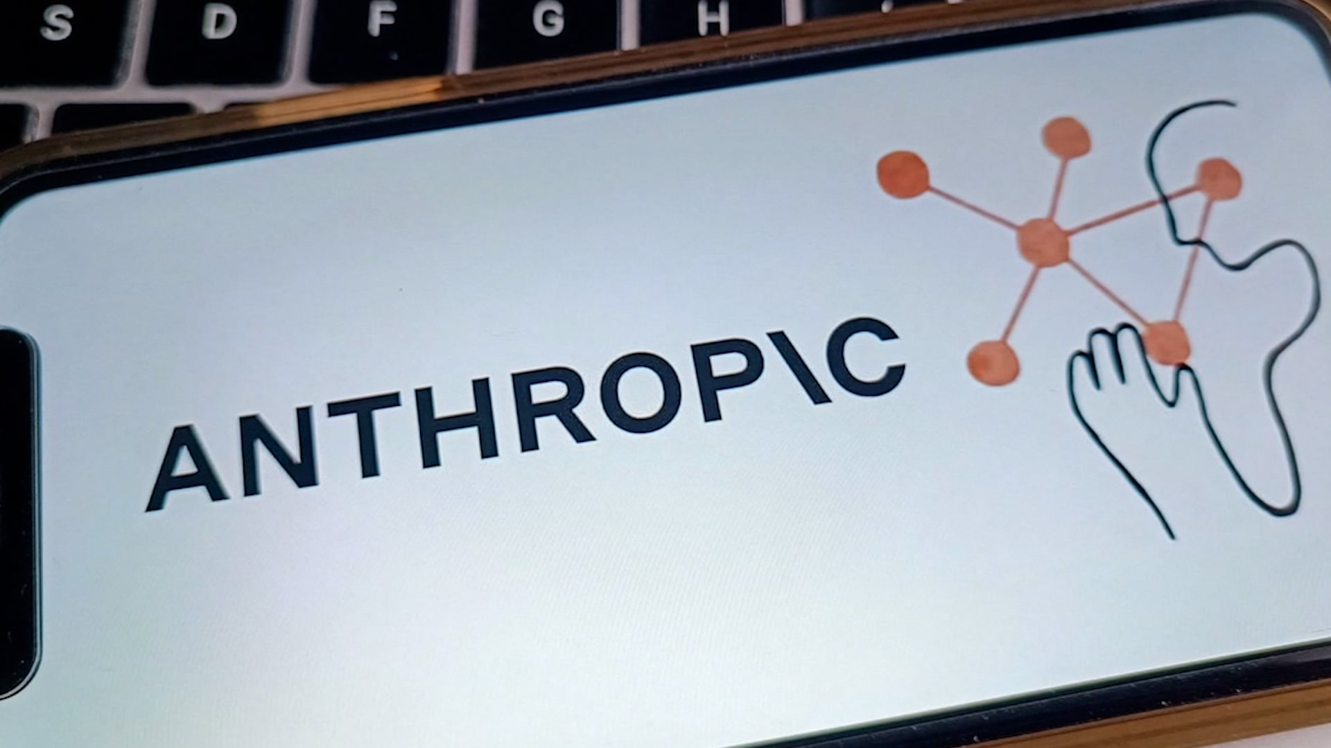 قاضية تعرقل جهود البنتاغون "لمعاقبة" شركة أنثروبيك بعد رفضها طلب استخدام نموذجها للذكاء الاصطناعي