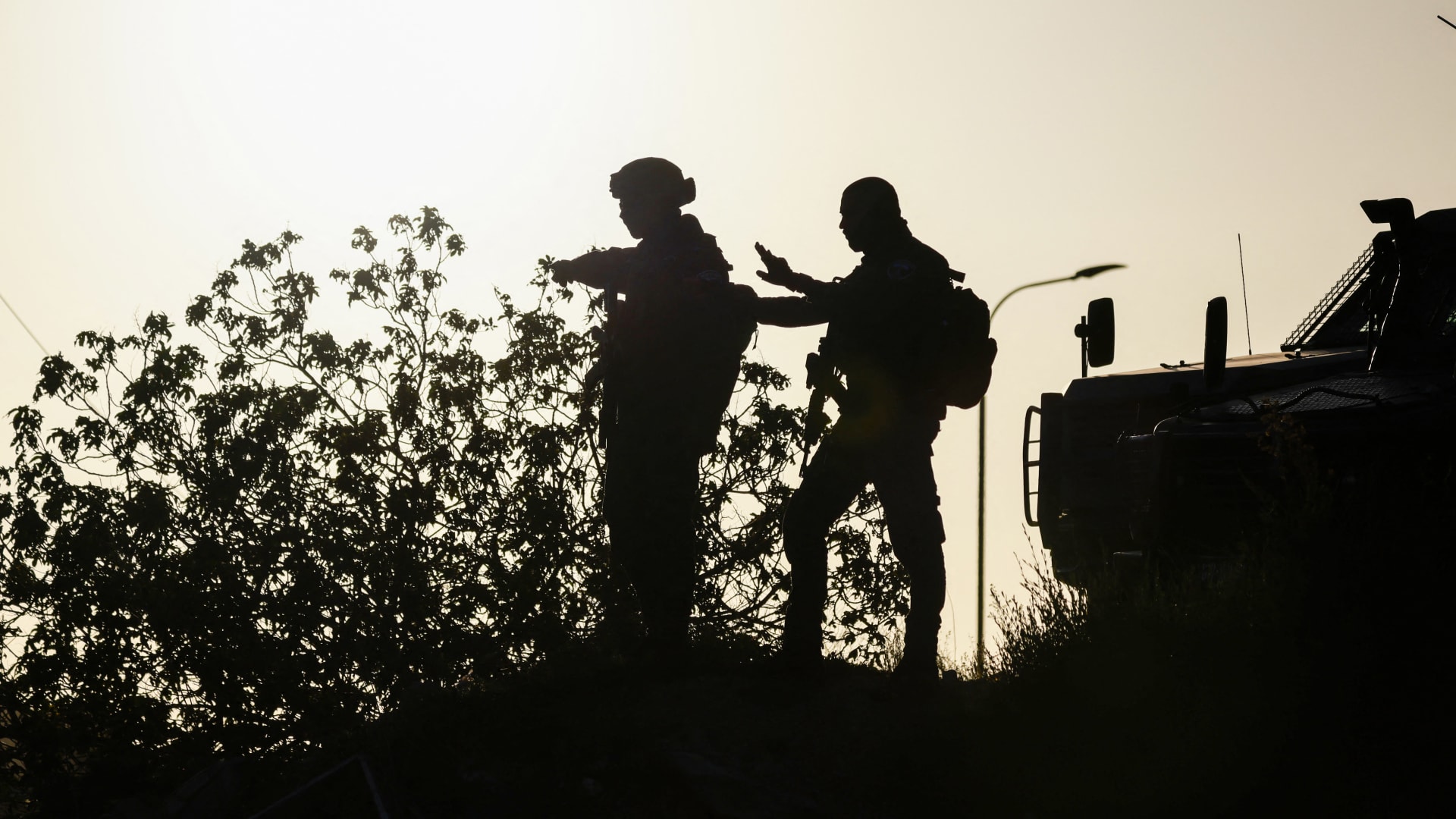 الجيش الإسرائيلي يعلق عمل كتيبة ضالعة في الاعتداء على طاقم CNN واحتجازه في الضفة الغربية