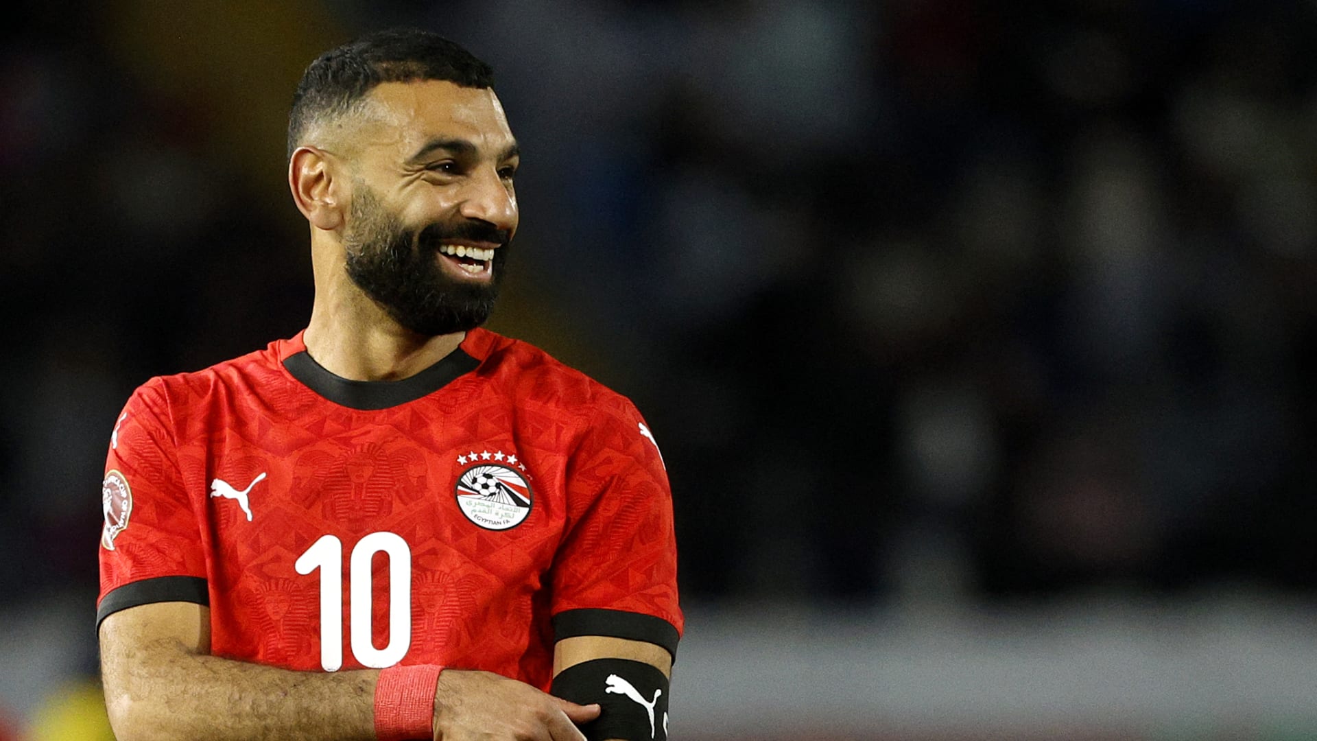 مدير منتخب مصر يحذر محمد صلاح من الانتقال لهذا الدوري