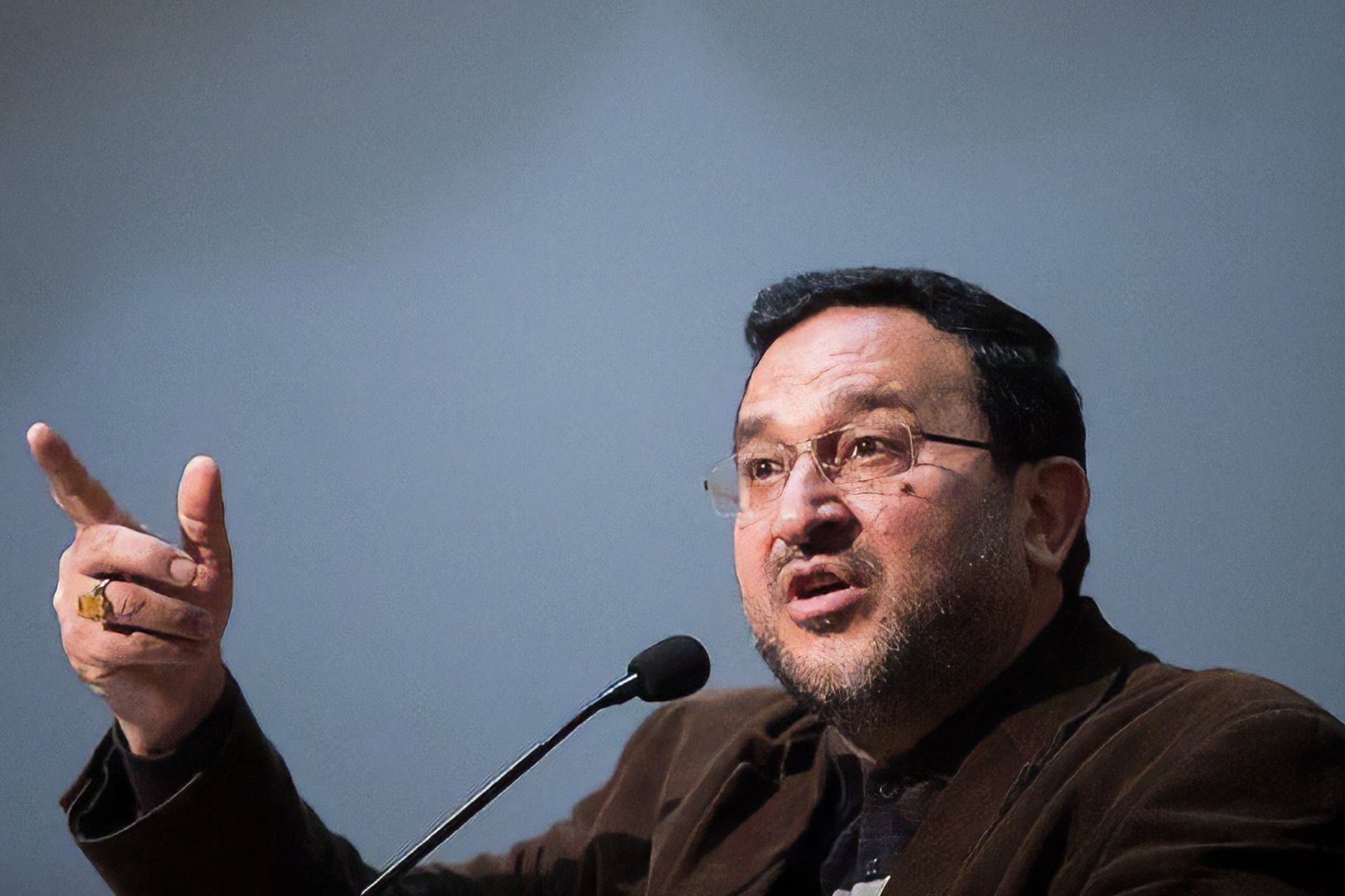 مستشار الحرس الثوري للجزيرة نت: مستعدون لحرب طويلة والوقت لمصلحة إيران