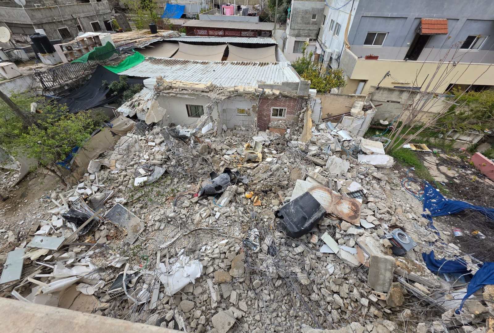 الاحتلال يهدم منازل فلسطينية ويدمر شوارع بالقدس