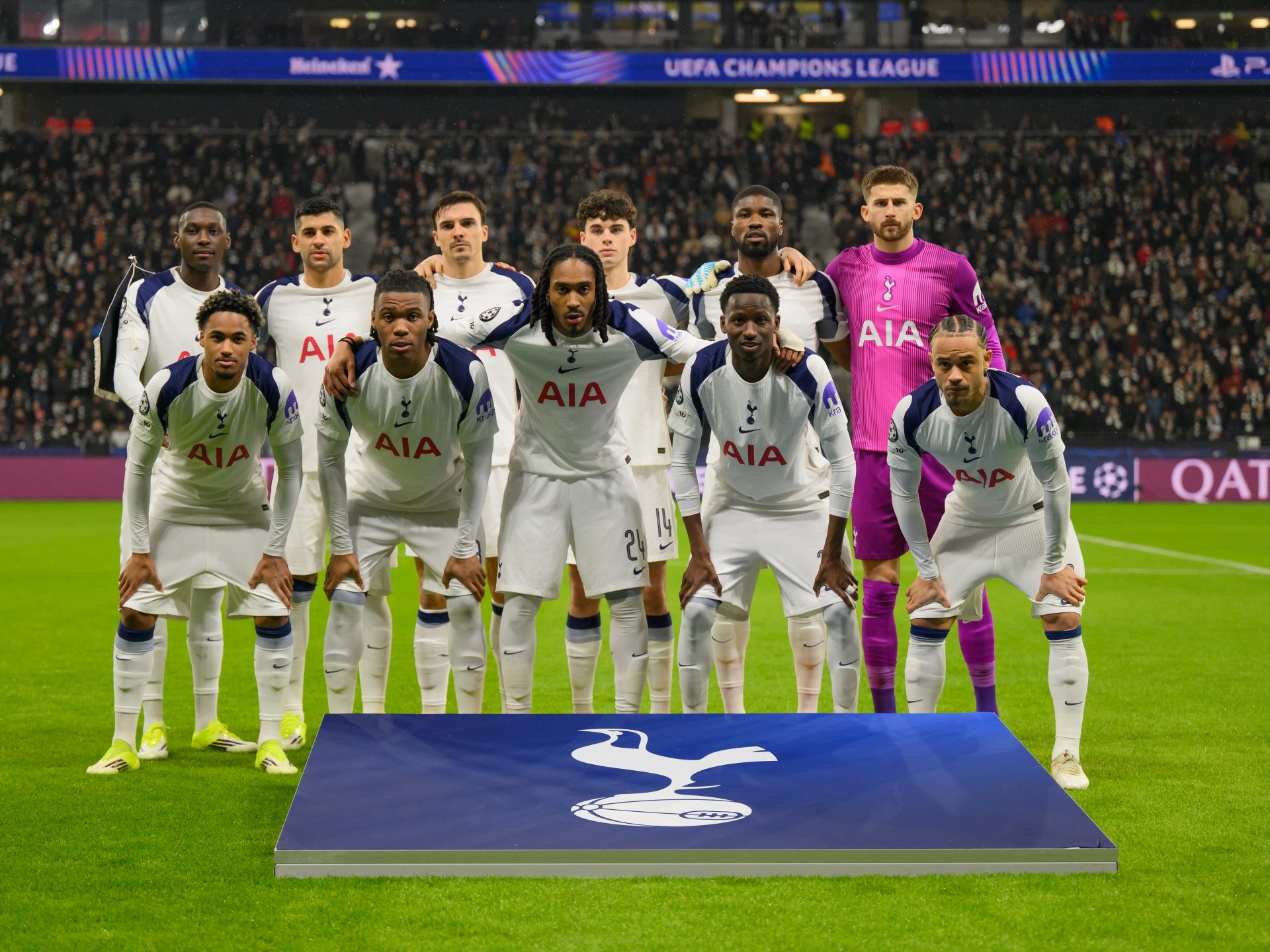 من كبار البريميرليغ إلى شبح الإفلاس.. كابوس الهبوط يهدد إمبراطورية توتنهام المليارية