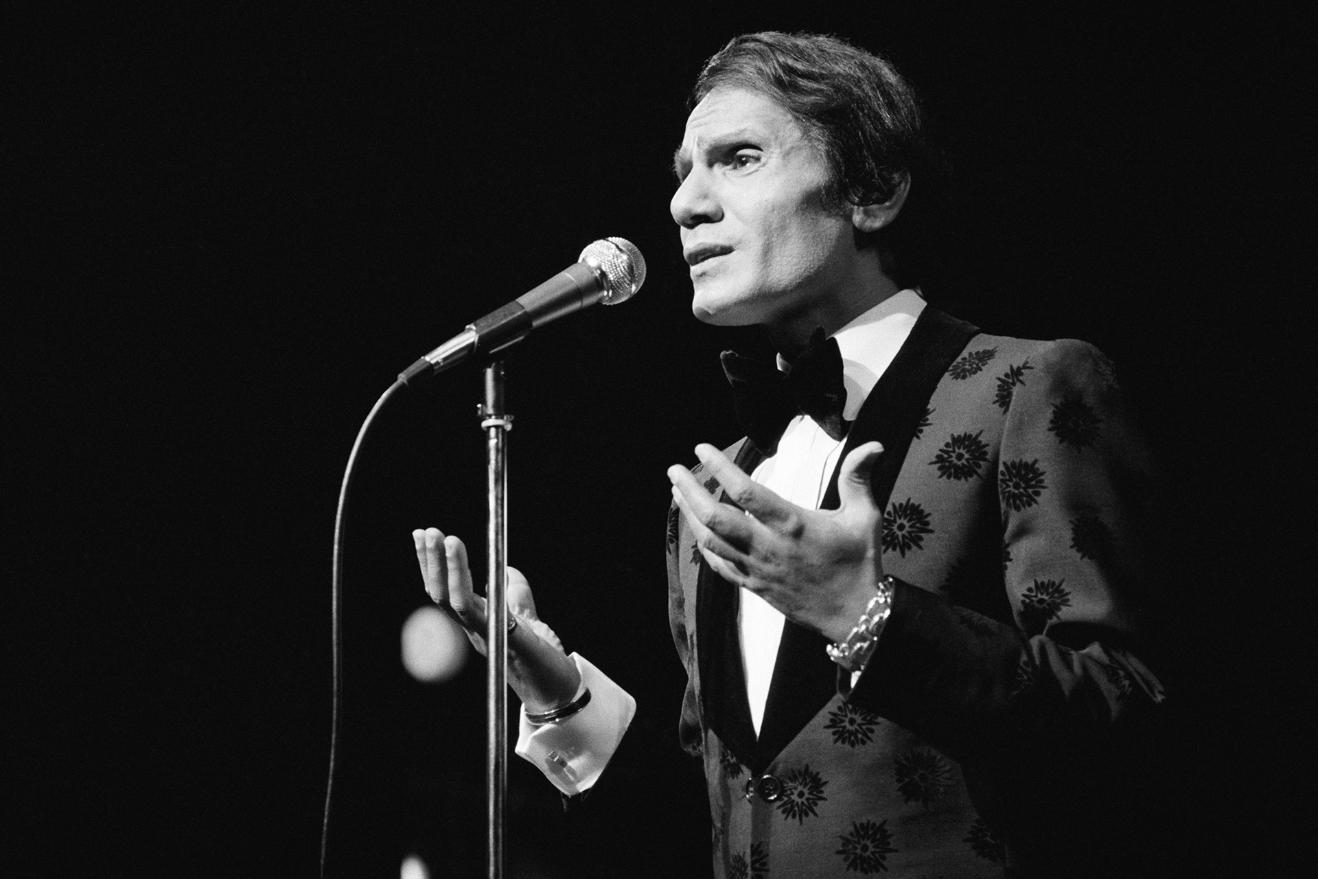 49 عاما على رحيله.. كيف ظل عبد الحليم حافظ أسطورة خارج حسابات الزمن؟